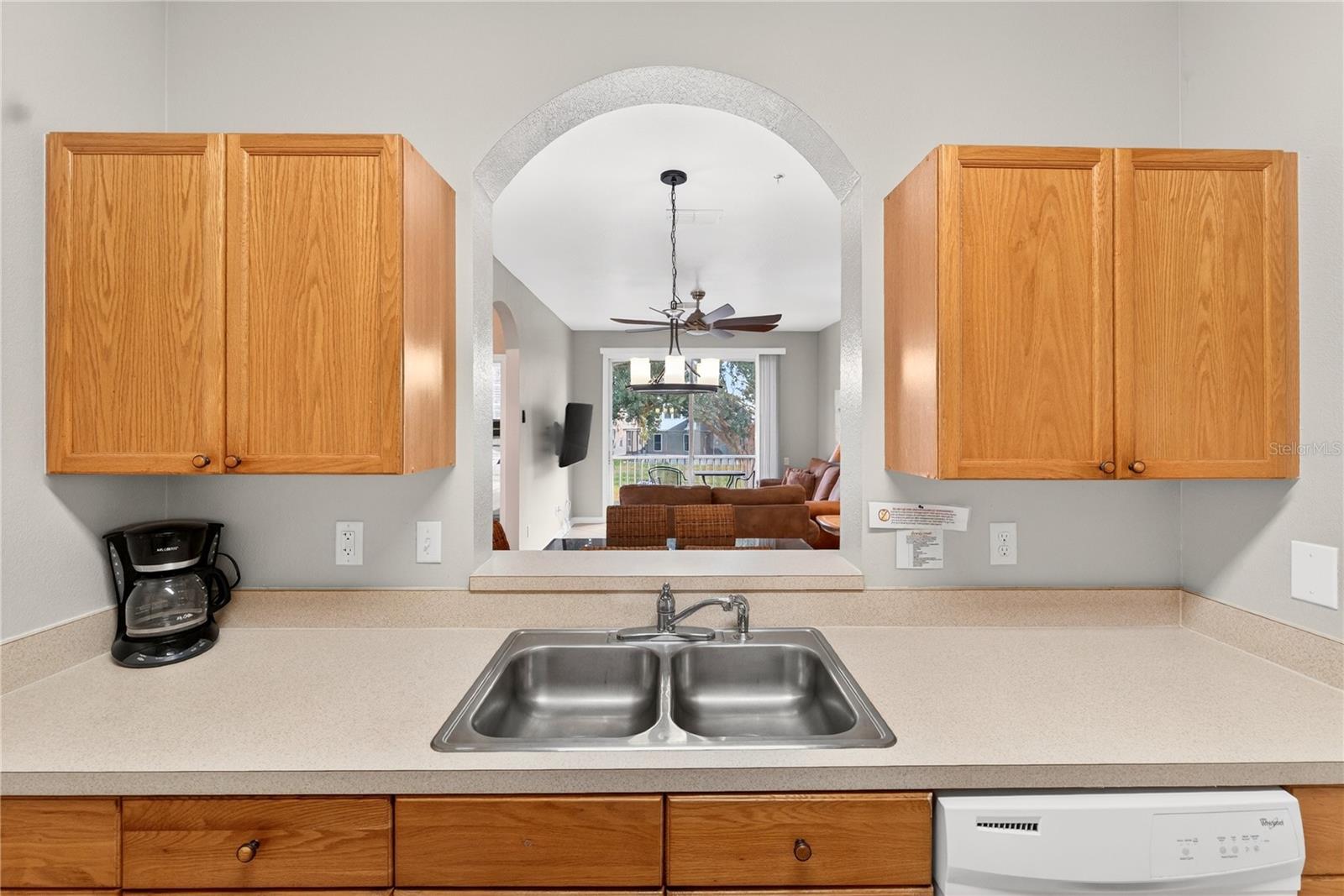 Image 9 of 52 For 8101 Coconut Palm Way 203