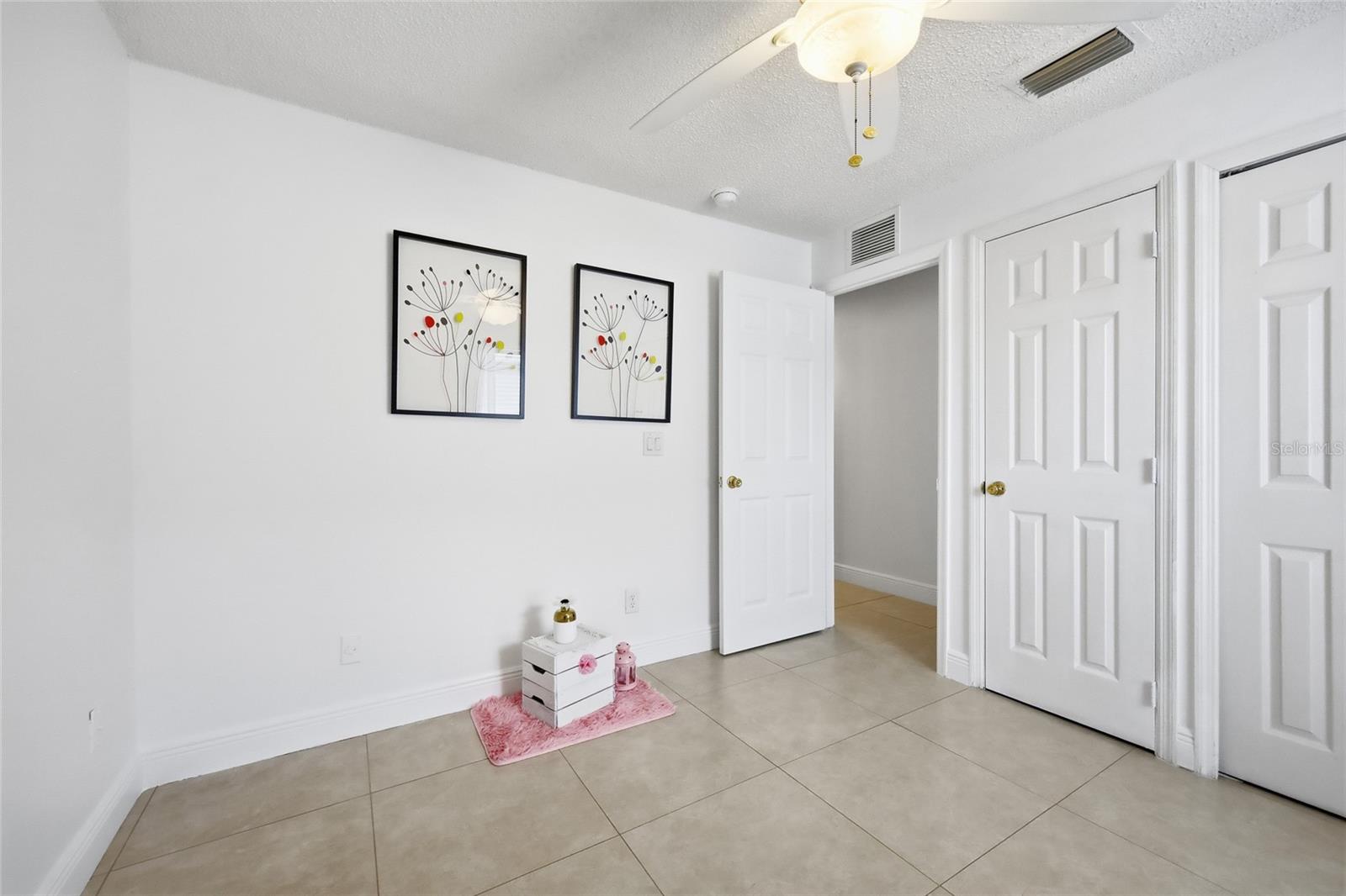 Image 22 of 49 For 1145 Great Shady Lane