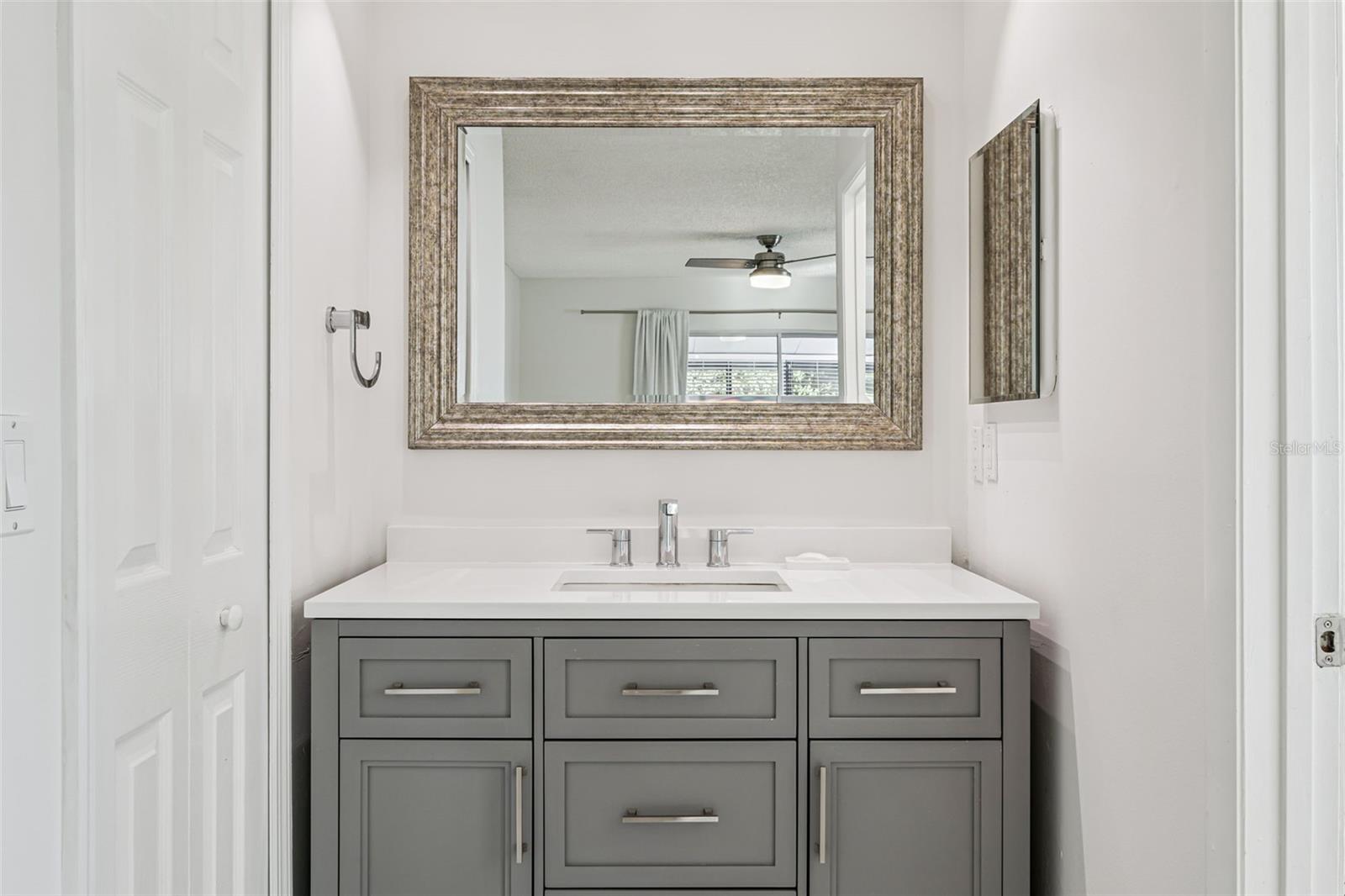 Image 22 of 43 For 5119 Lazy Lake Circle