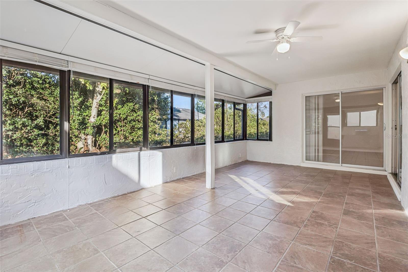 Image 32 of 43 For 5119 Lazy Lake Circle