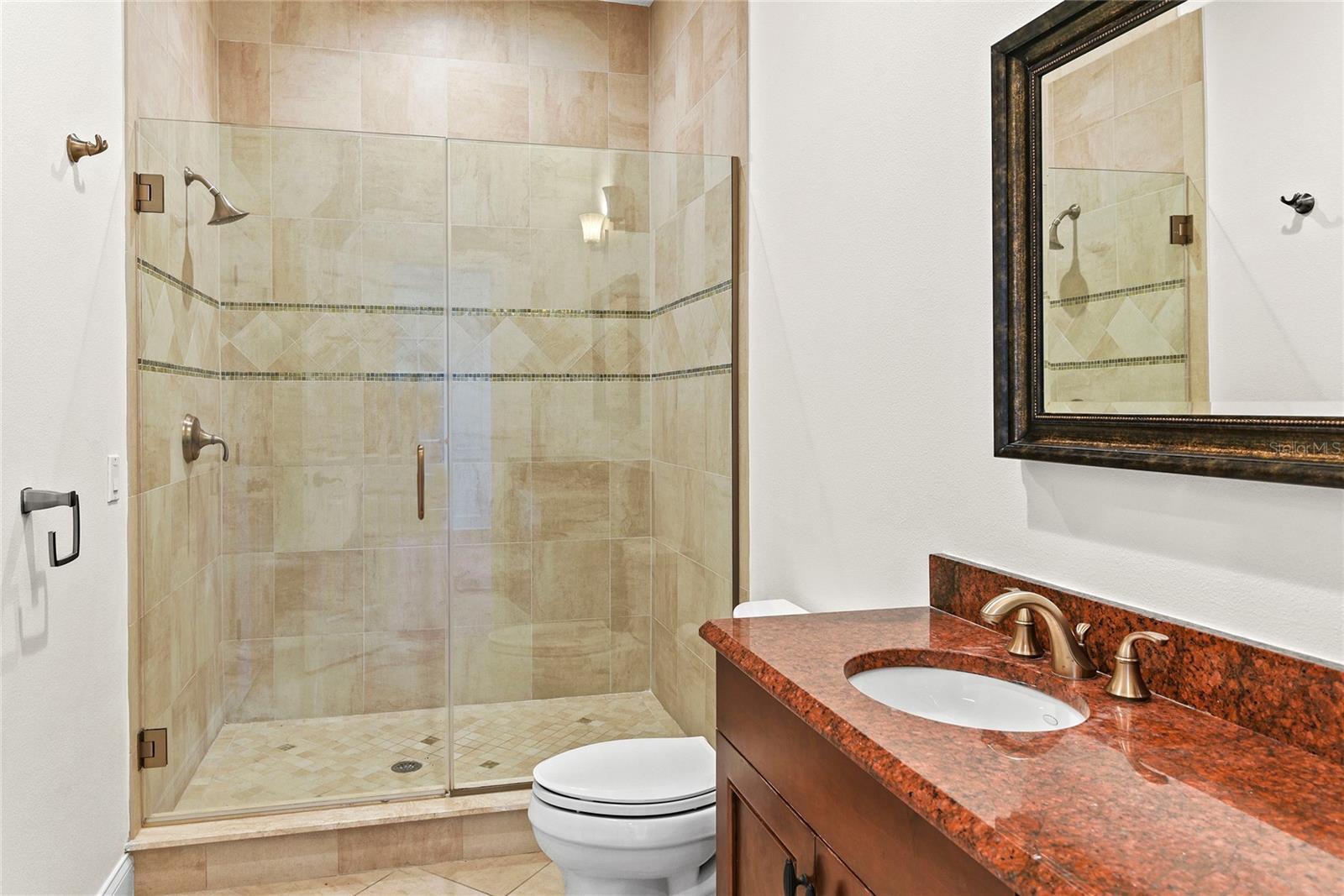 Image 30 of 44 For 519 Park North Court