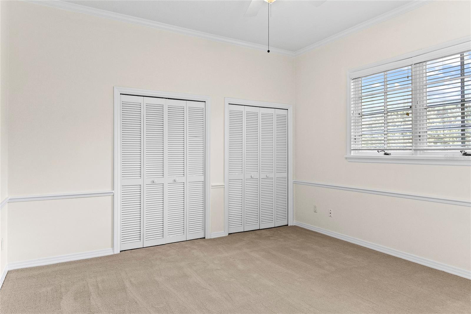 Image 31 of 44 For 519 Park North Court