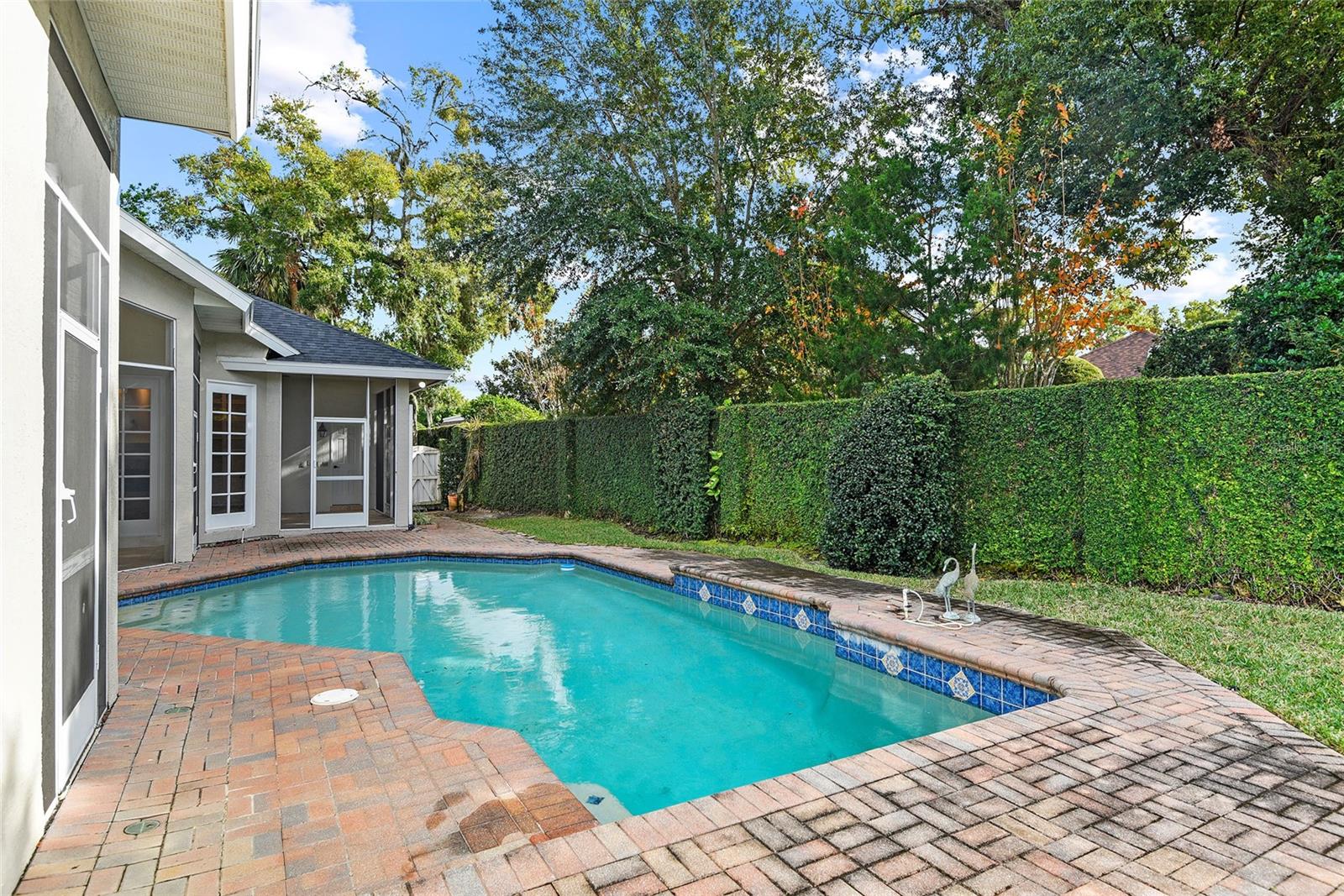 Image 42 of 44 For 519 Park North Court