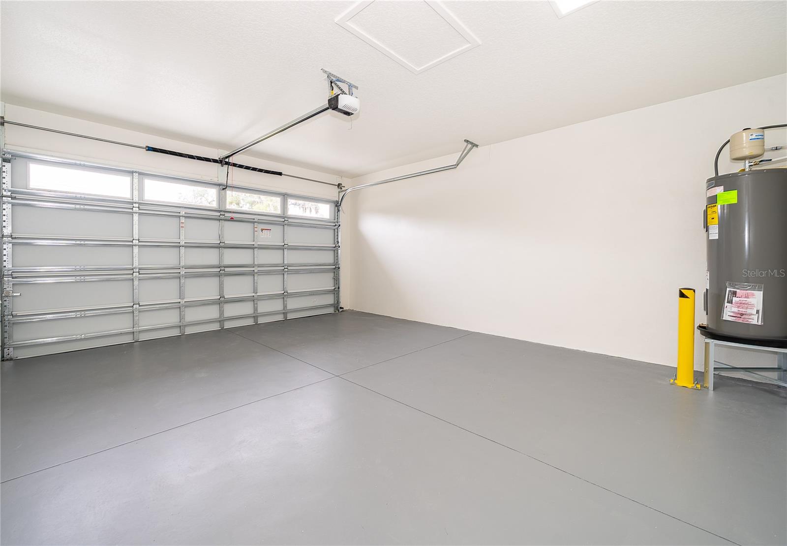 Image 21 of 27 For 1240 Votaw  