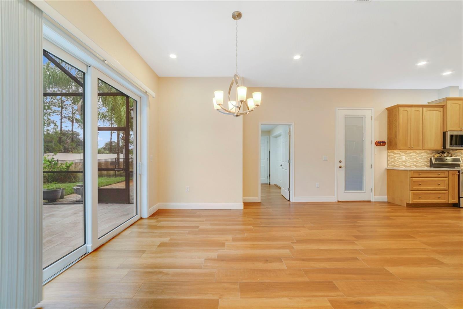 Image 10 of 30 For 1167 Motorcoach Drive