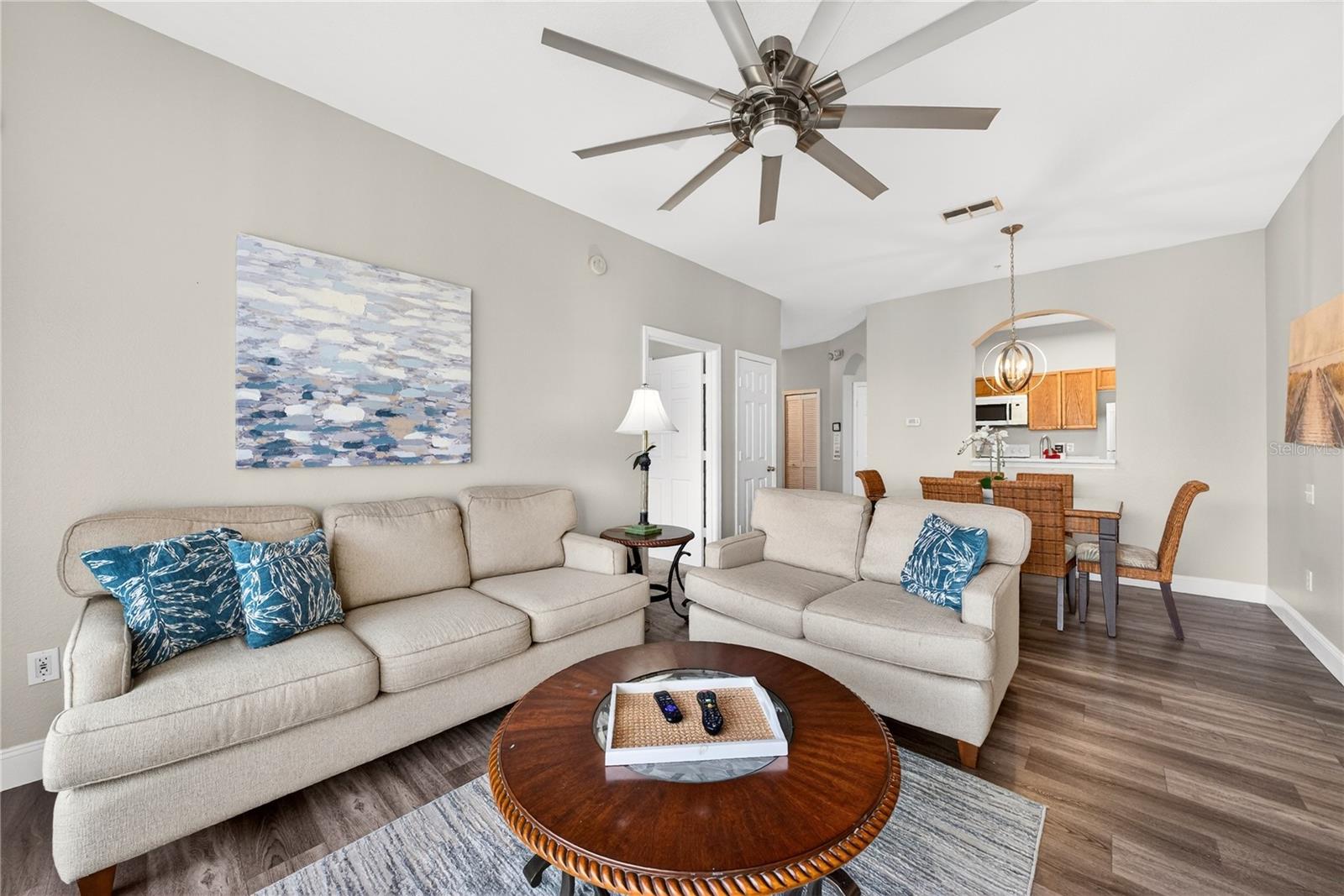 Image 12 of 47 For 8105 Coconut Palm Way 203