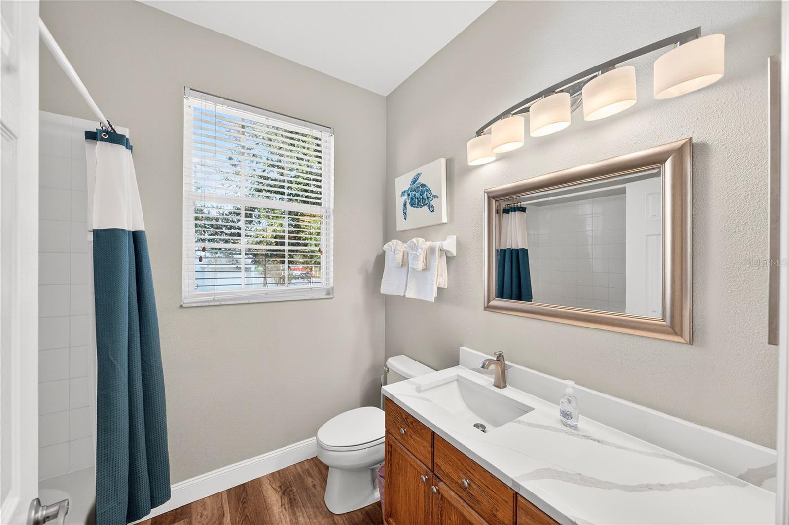 Image 26 of 47 For 8105 Coconut Palm Way 203