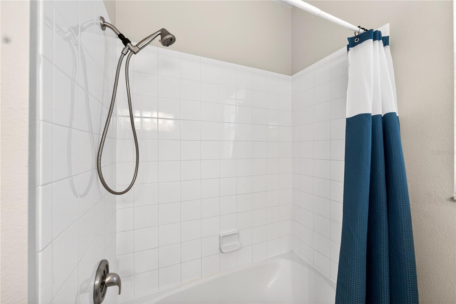 Image 27 of 47 For 8105 Coconut Palm Way 203