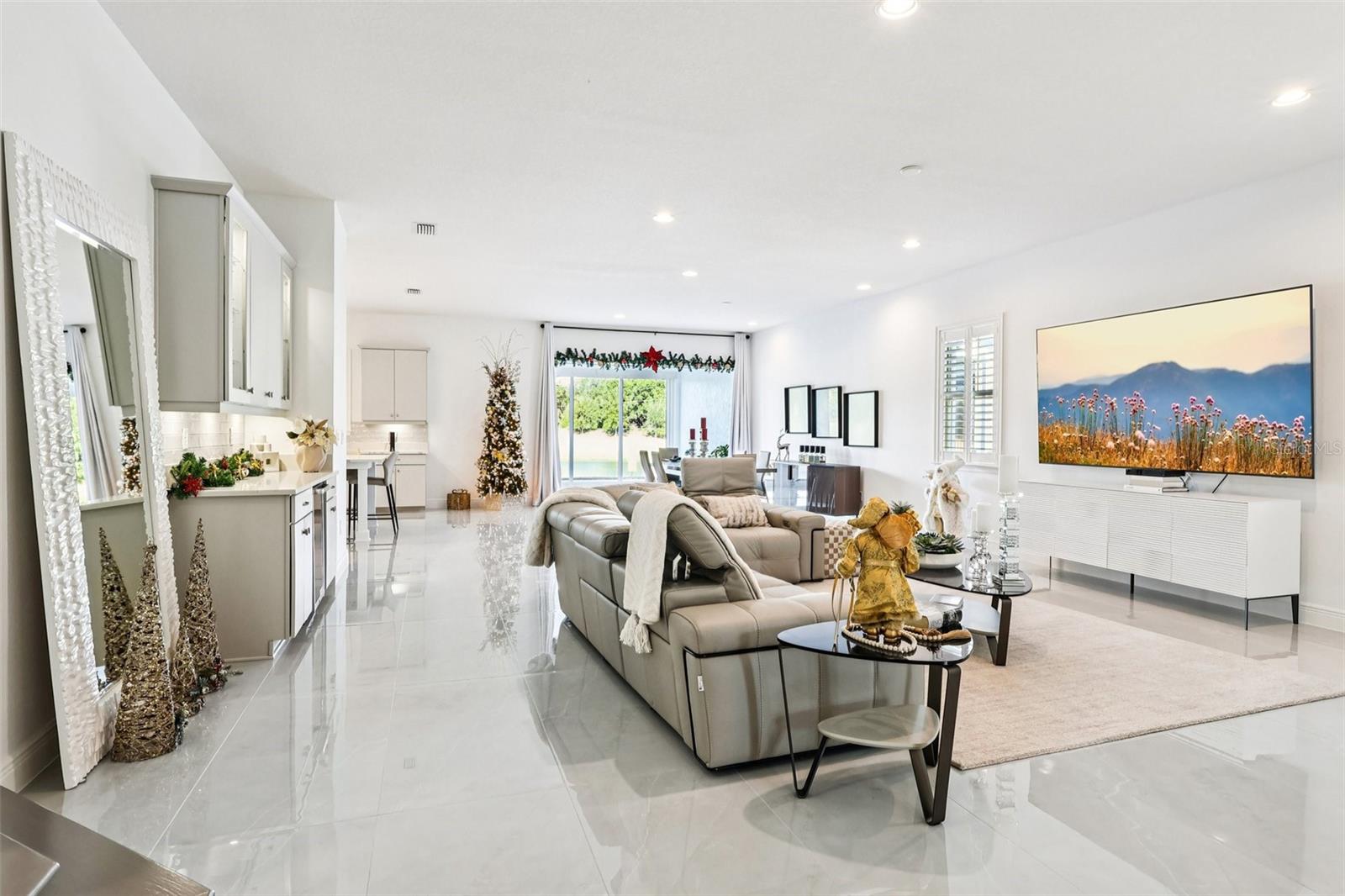 Image 5 of 58 For 13265 Bromborough Drive