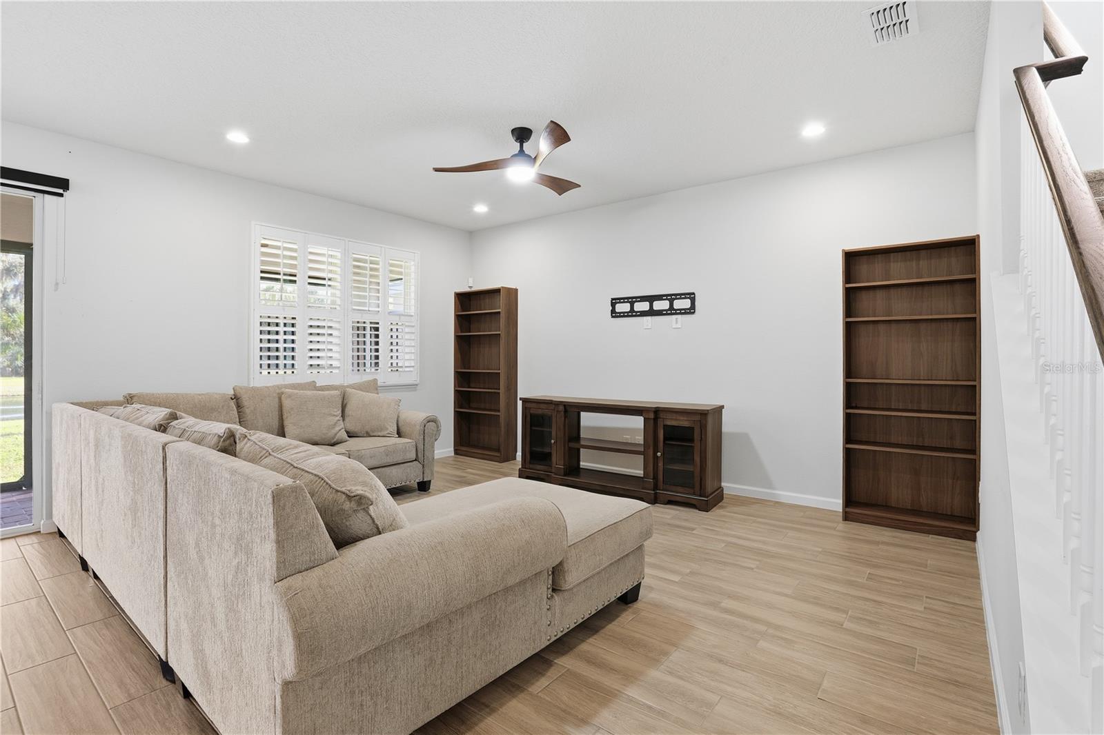 Image 15 of 52 For 3610 Arbordale Loop