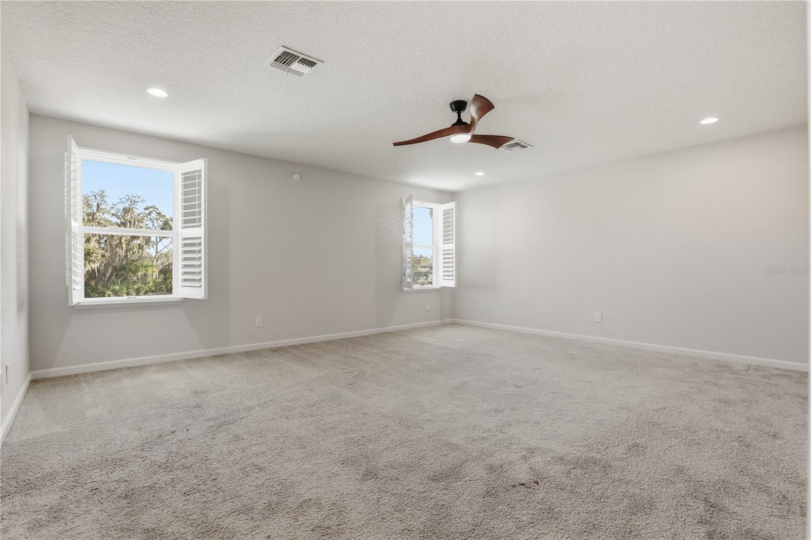 Image 20 of 52 For 3610 Arbordale Loop