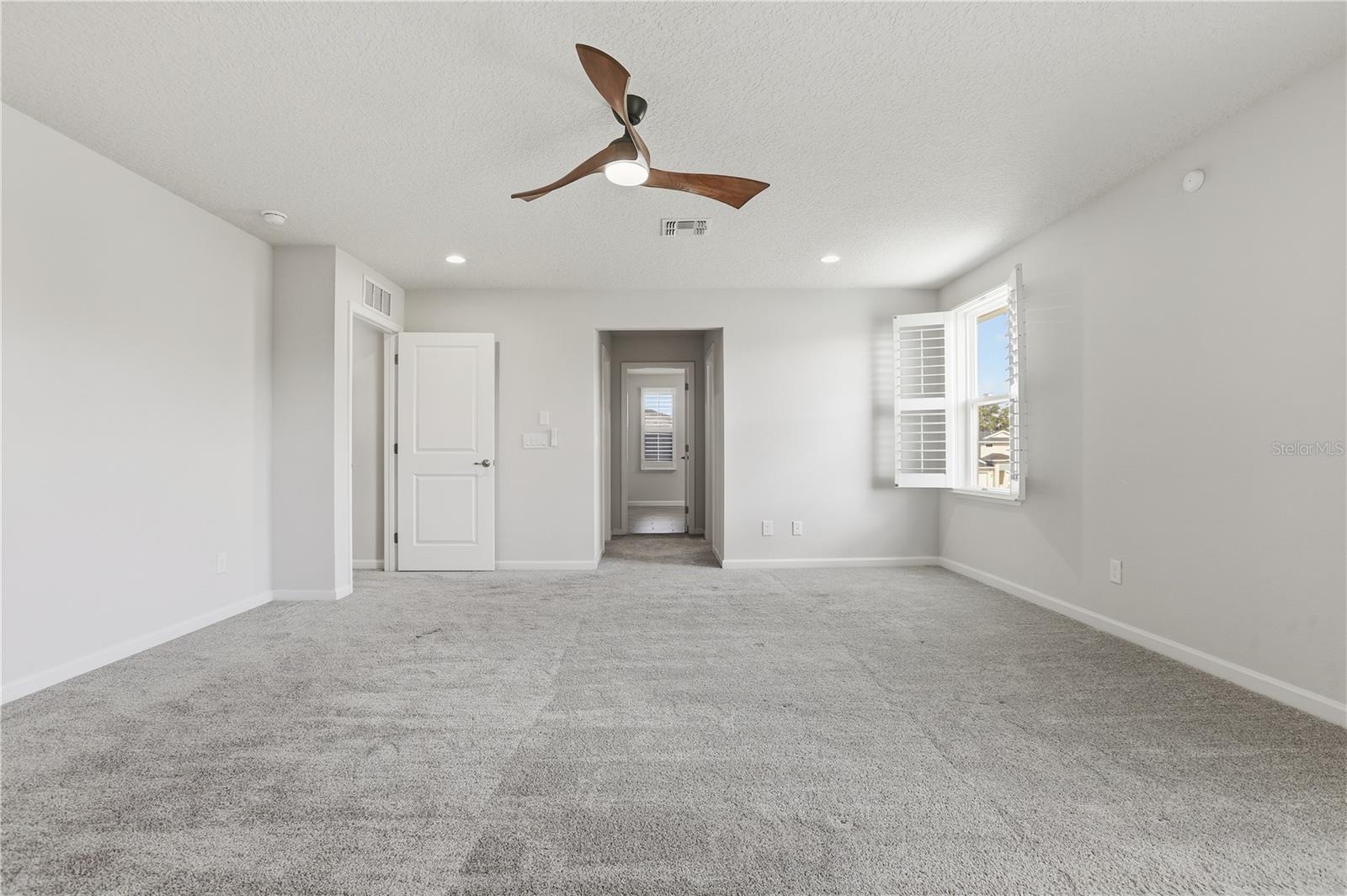 Image 22 of 52 For 3610 Arbordale Loop