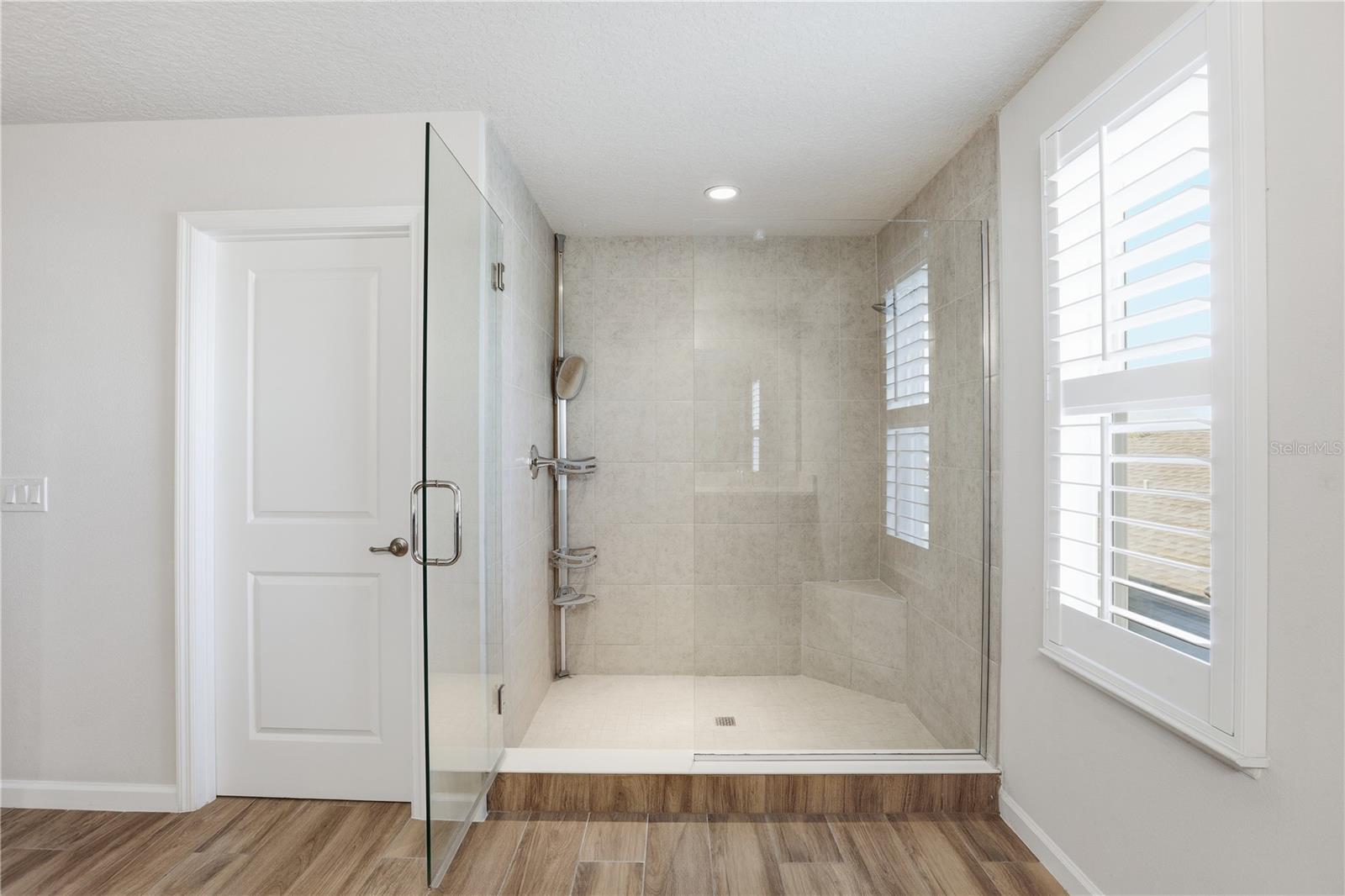 Image 26 of 52 For 3610 Arbordale Loop