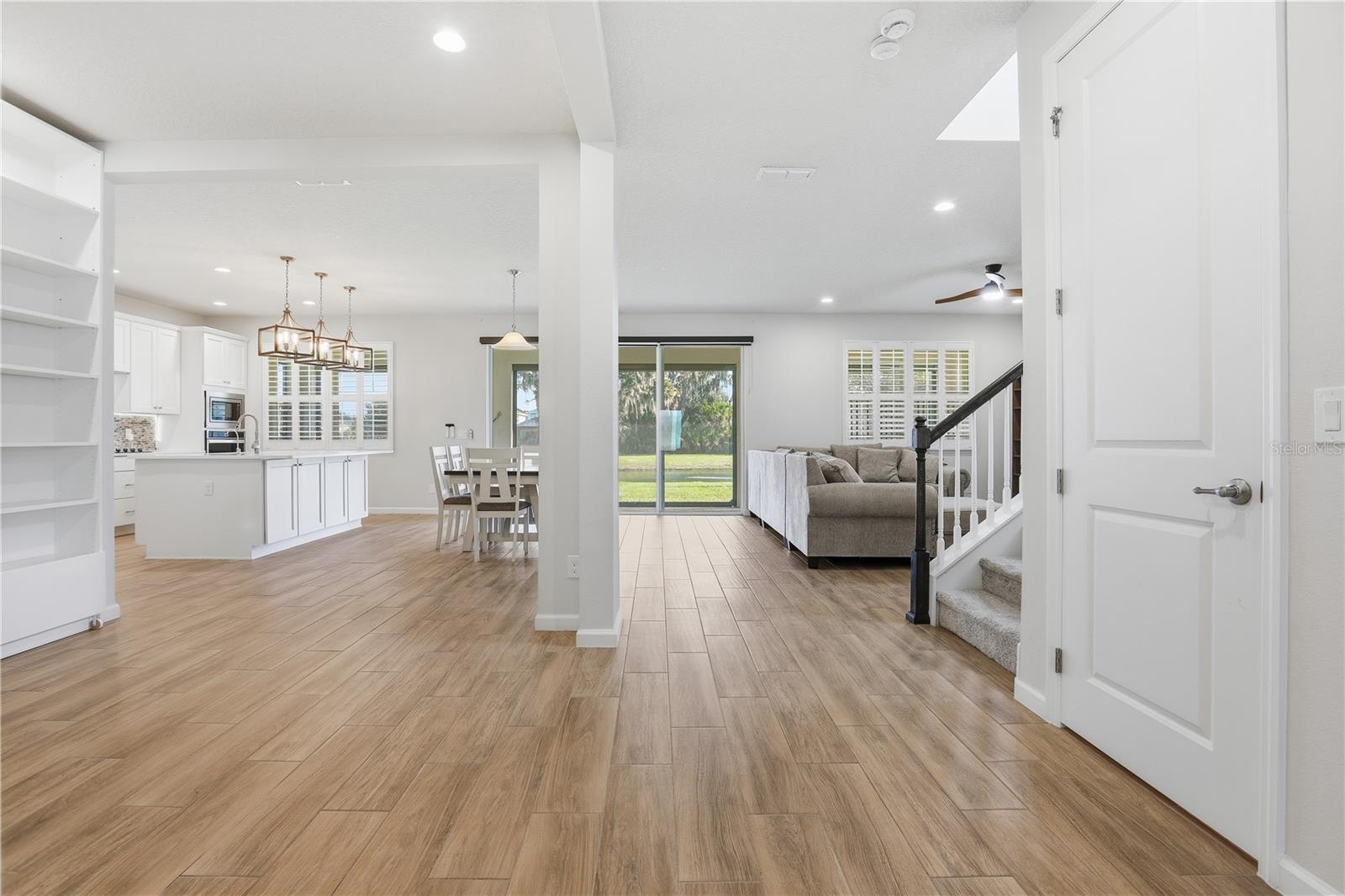 Image 6 of 52 For 3610 Arbordale Loop