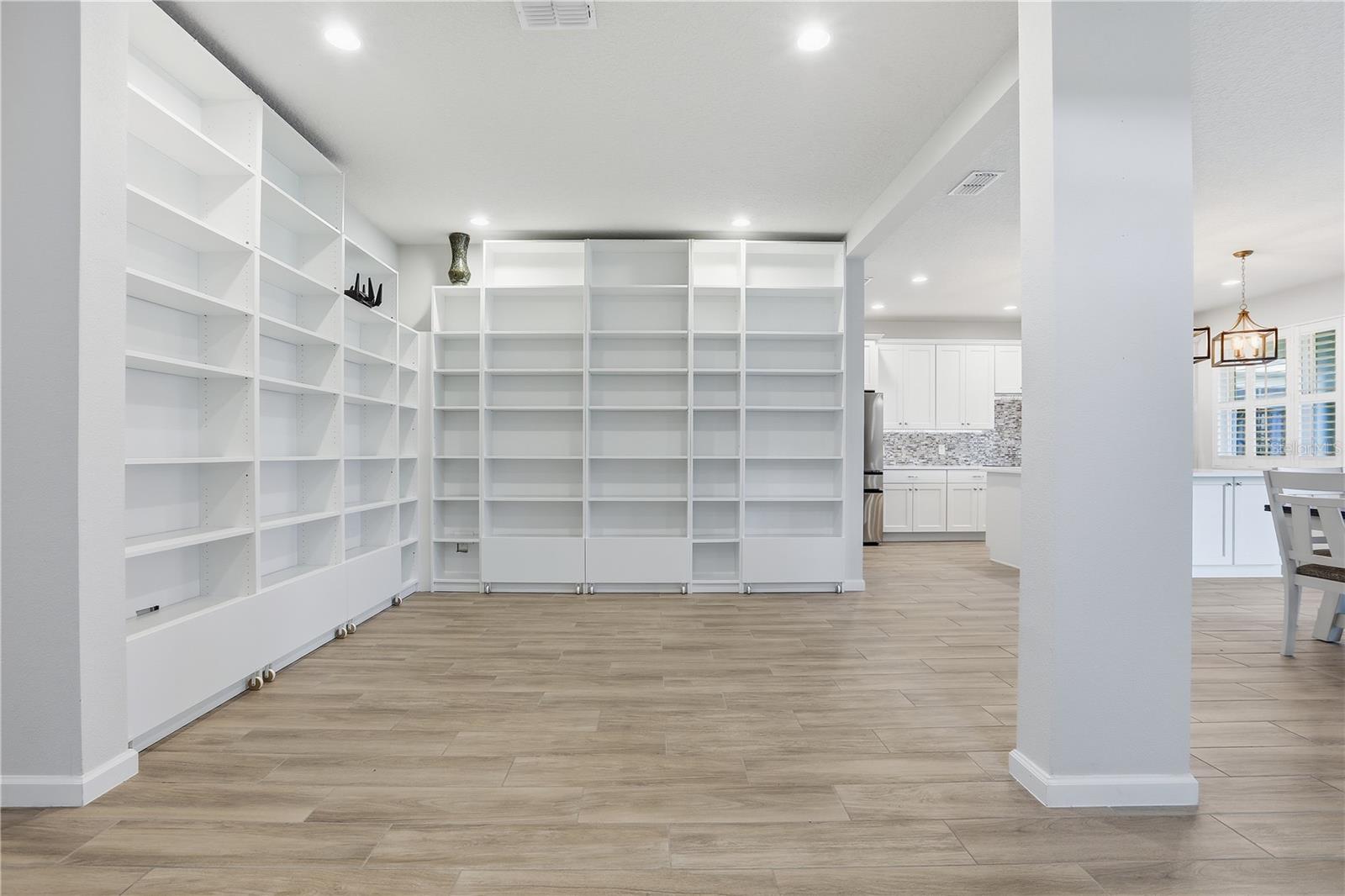 Image 7 of 52 For 3610 Arbordale Loop