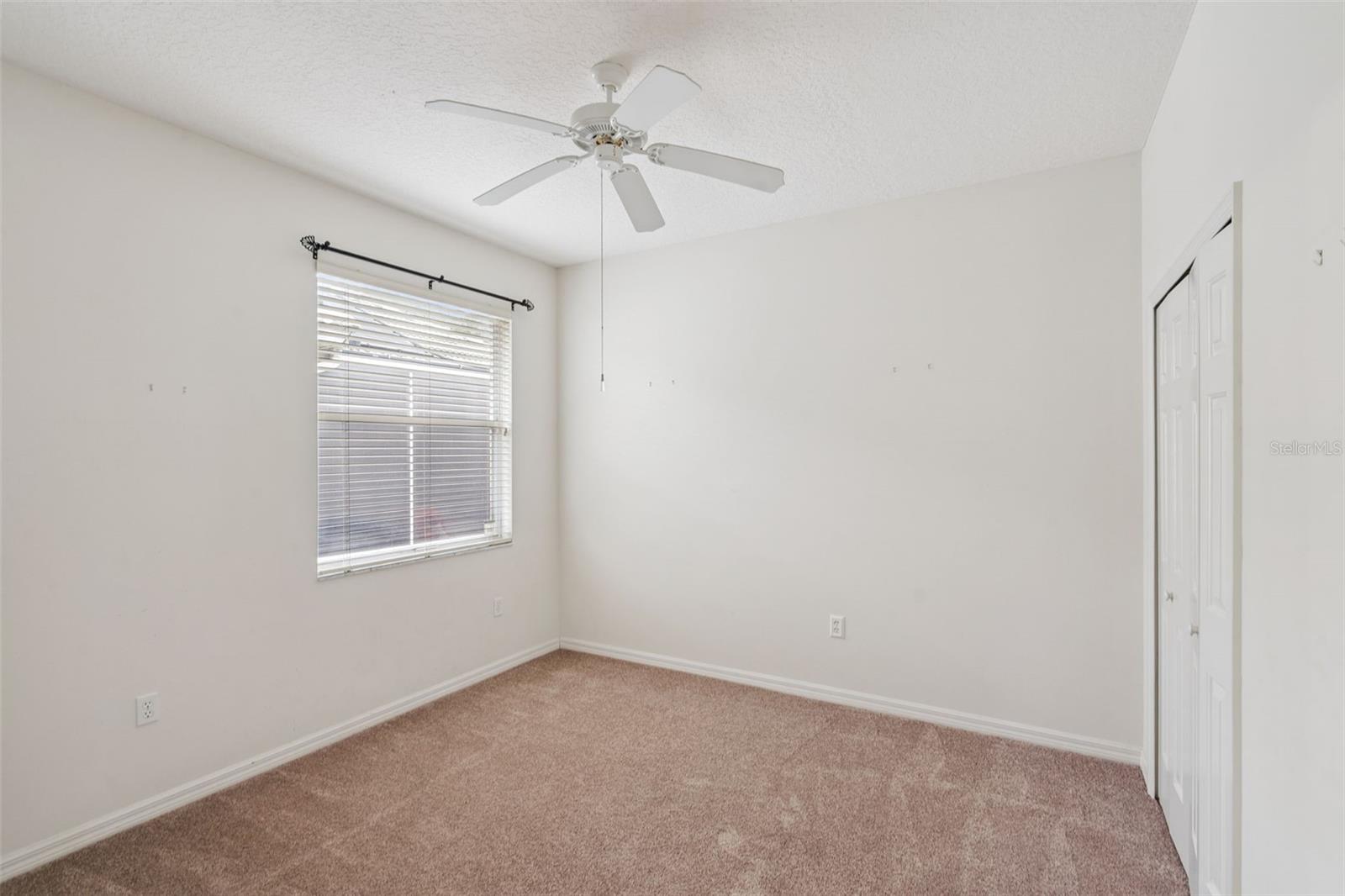 Image 16 of 26 For 390 Foxhill Drive