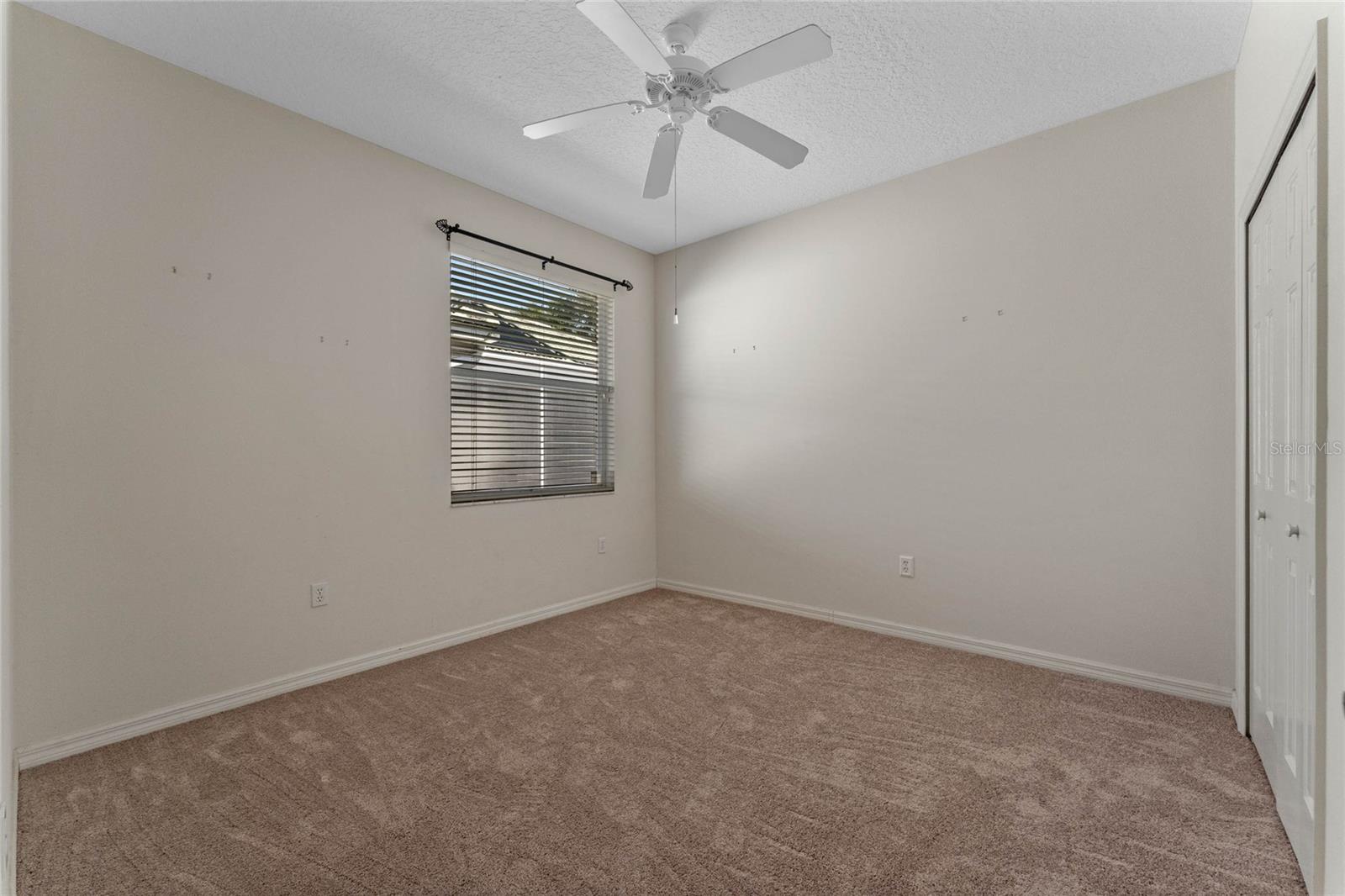 Image 17 of 26 For 390 Foxhill Drive