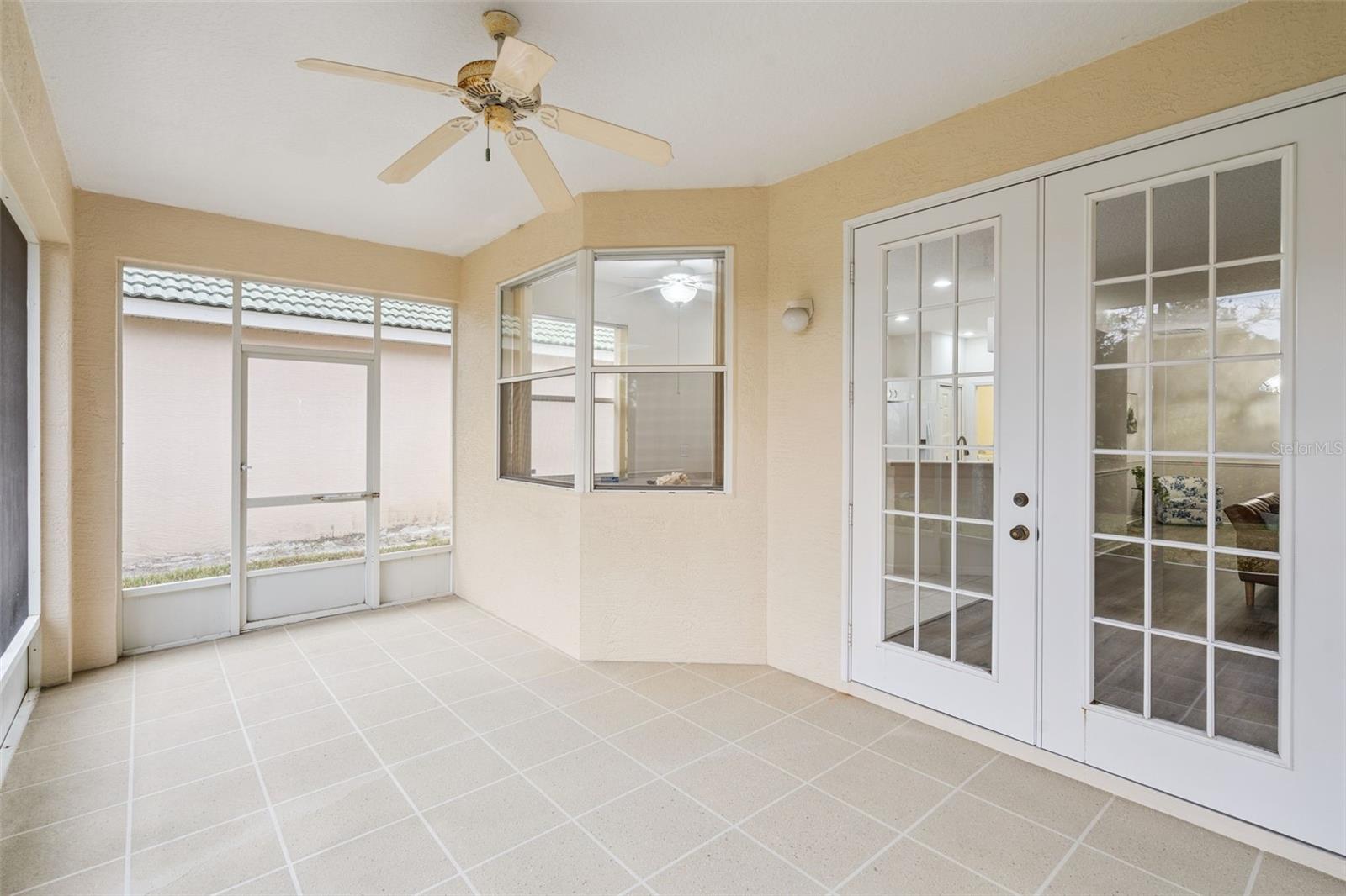 Image 23 of 26 For 390 Foxhill Drive