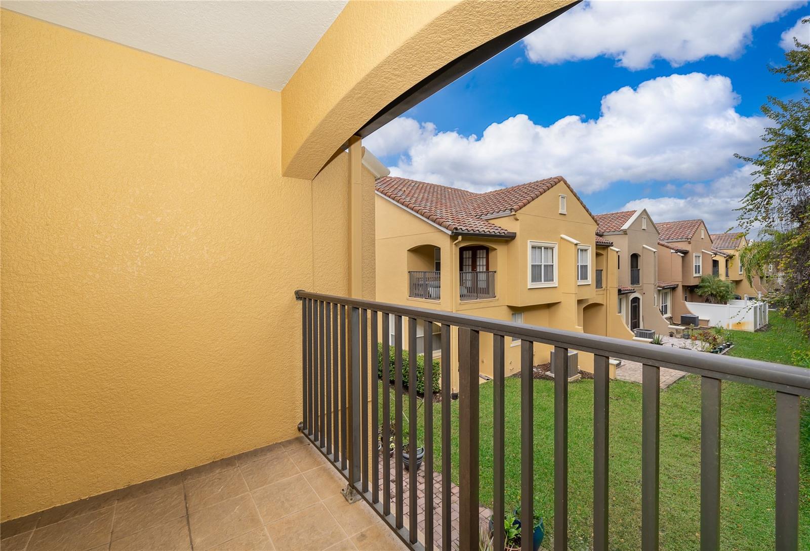 Image 18 of 26 For 3623 Zuma Way