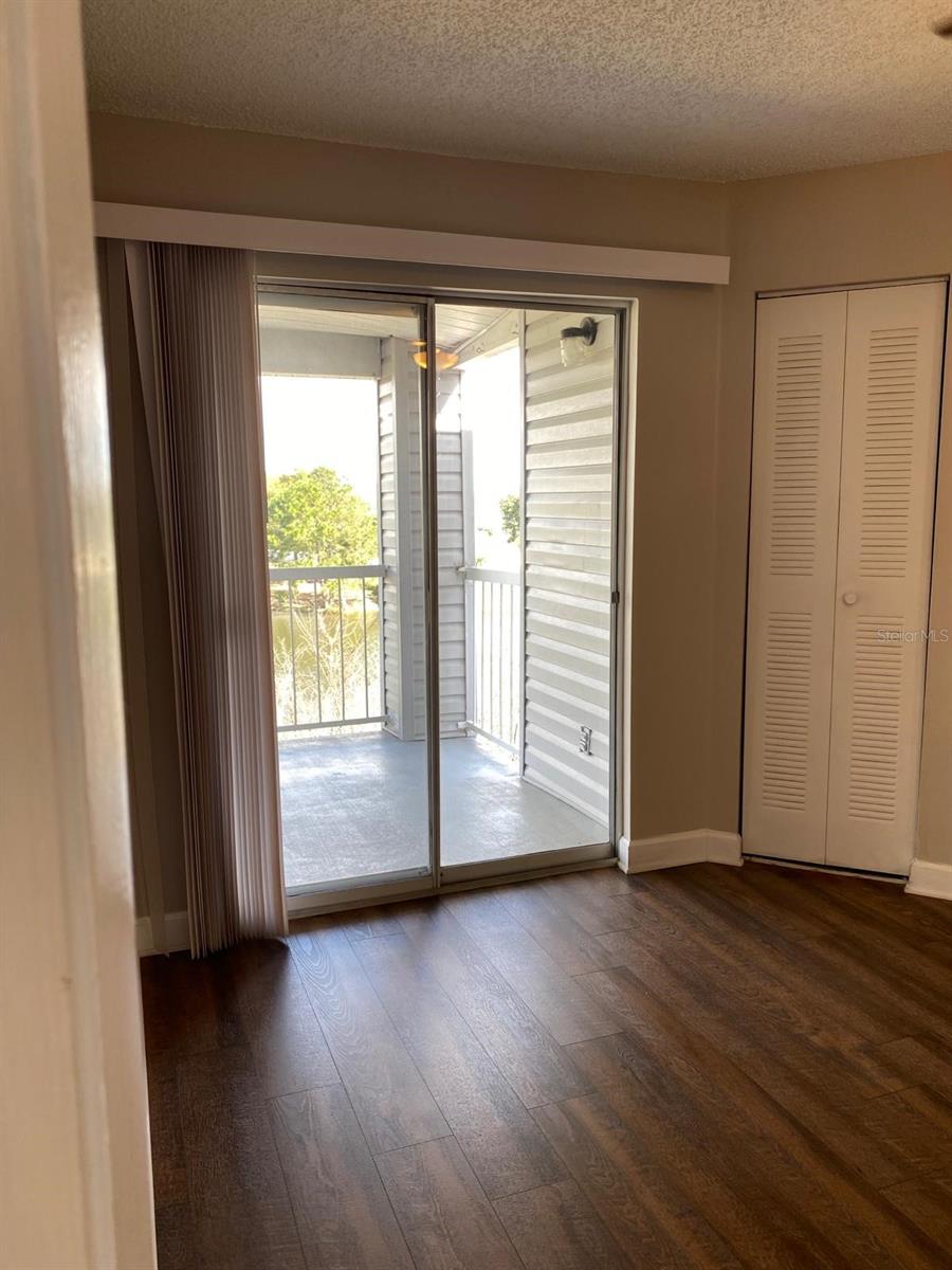 Image 7 of 12 For 2569 Grassy Point Drive 313