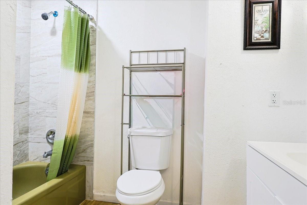 Image 20 of 27 For 2244 Menomonee Court