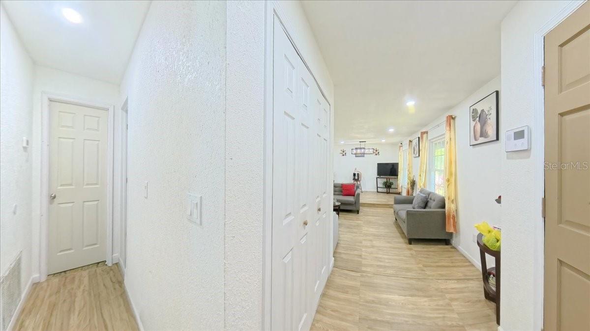 Image 6 of 27 For 2244 Menomonee Court