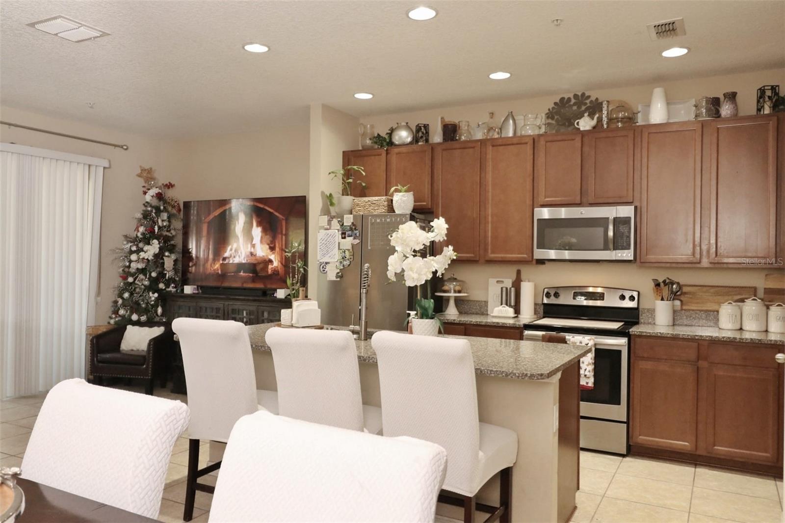 Image 8 of 47 For 1057 Palma Verde Place