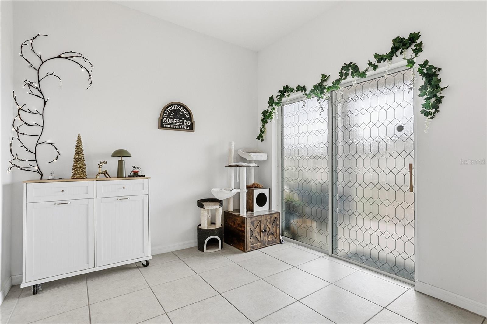 Image 20 of 31 For 24409 Sunnys Halo Way