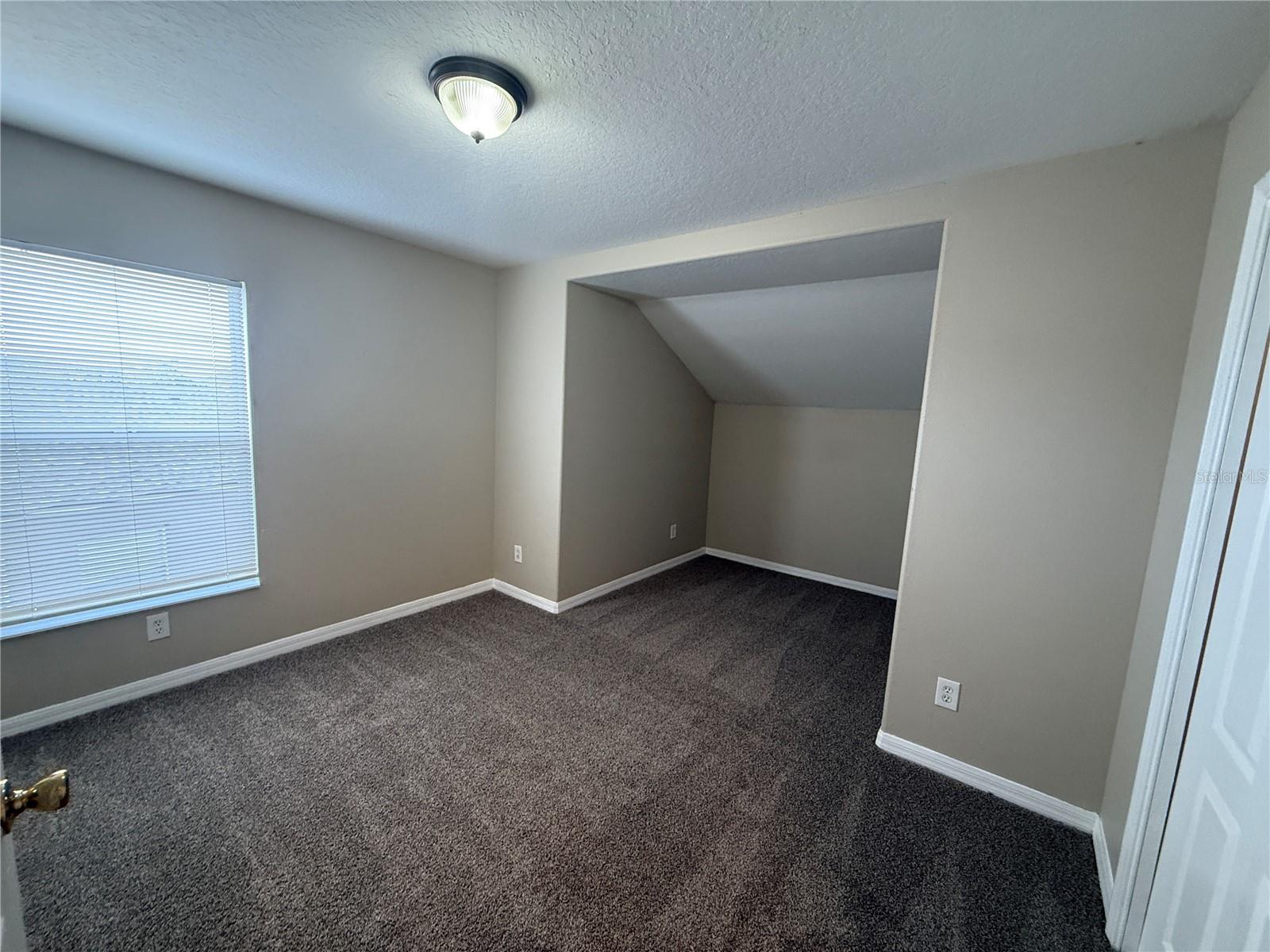 Image 10 of 22 For 8557 Deer Chase Drive