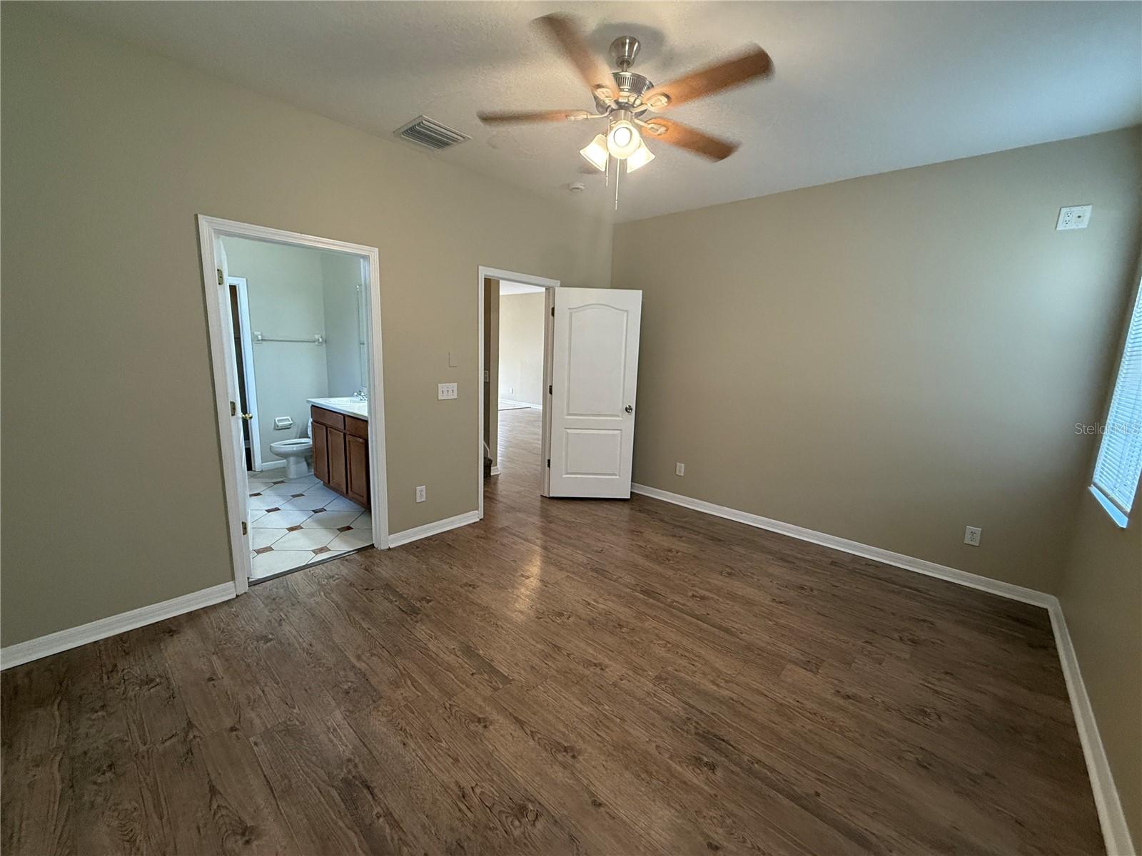 Image 16 of 22 For 8557 Deer Chase Drive