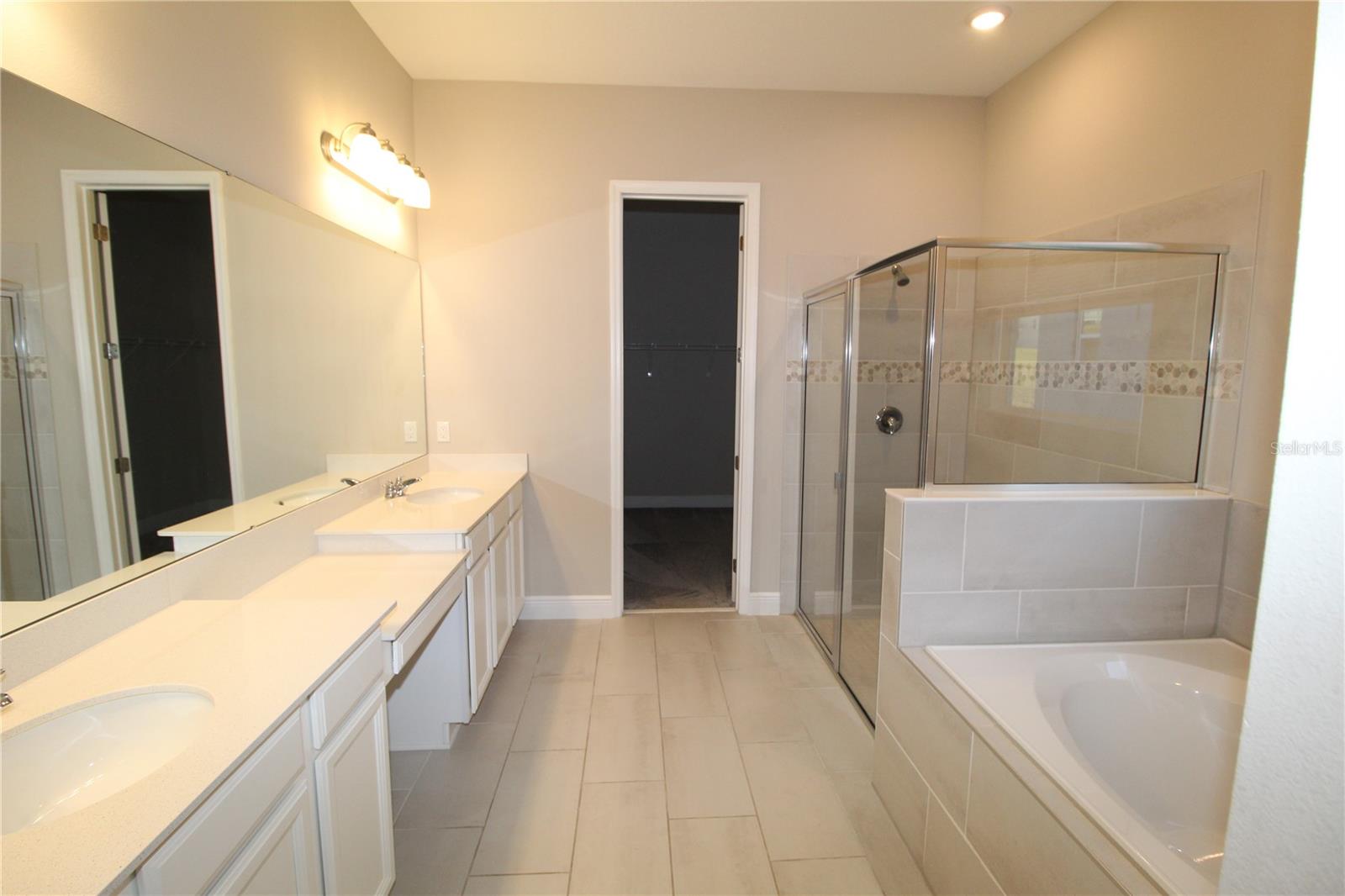 Image 14 of 21 For 5144 Citrus Leaf Boulevard