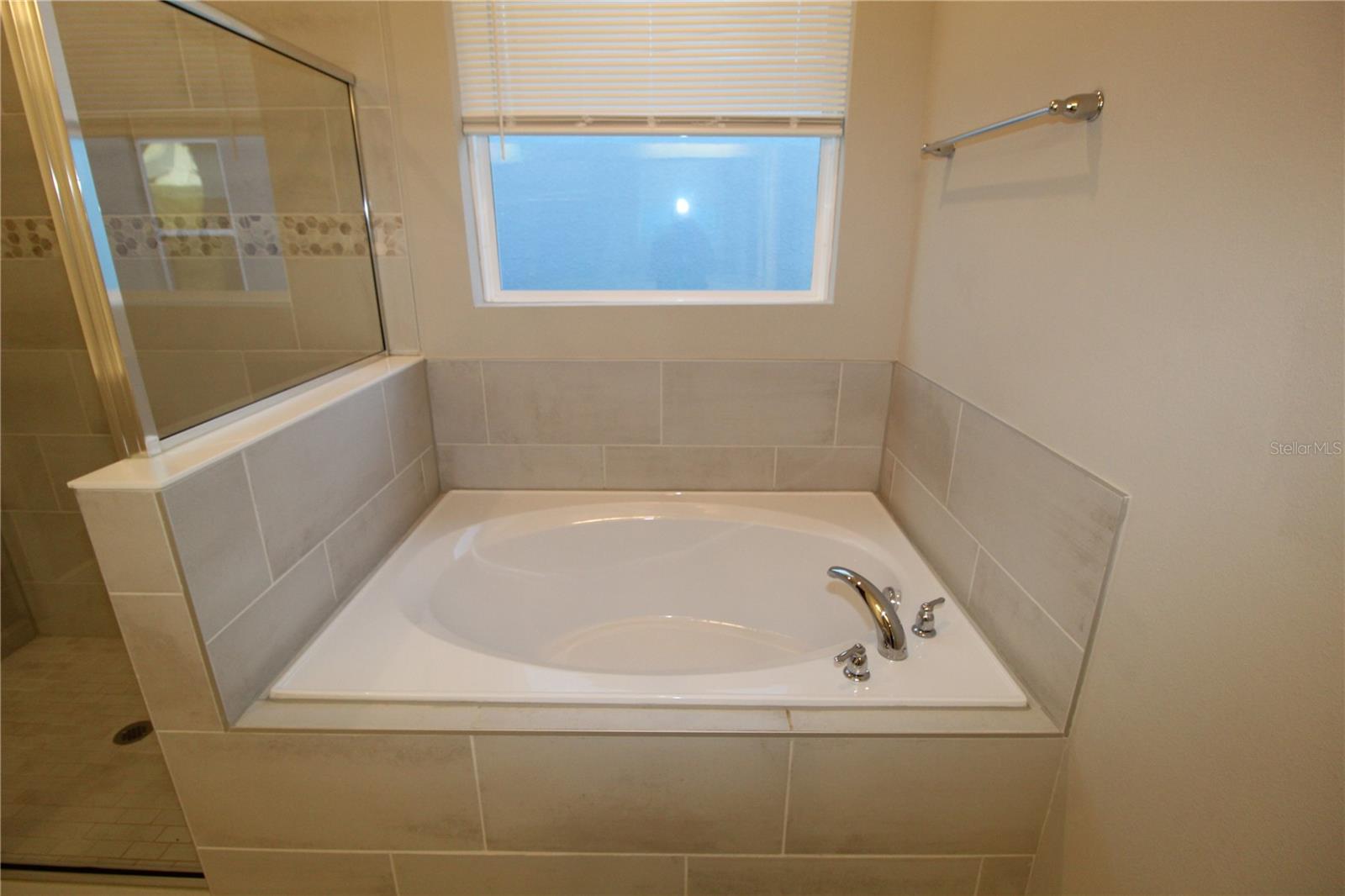 Image 16 of 21 For 5144 Citrus Leaf Boulevard