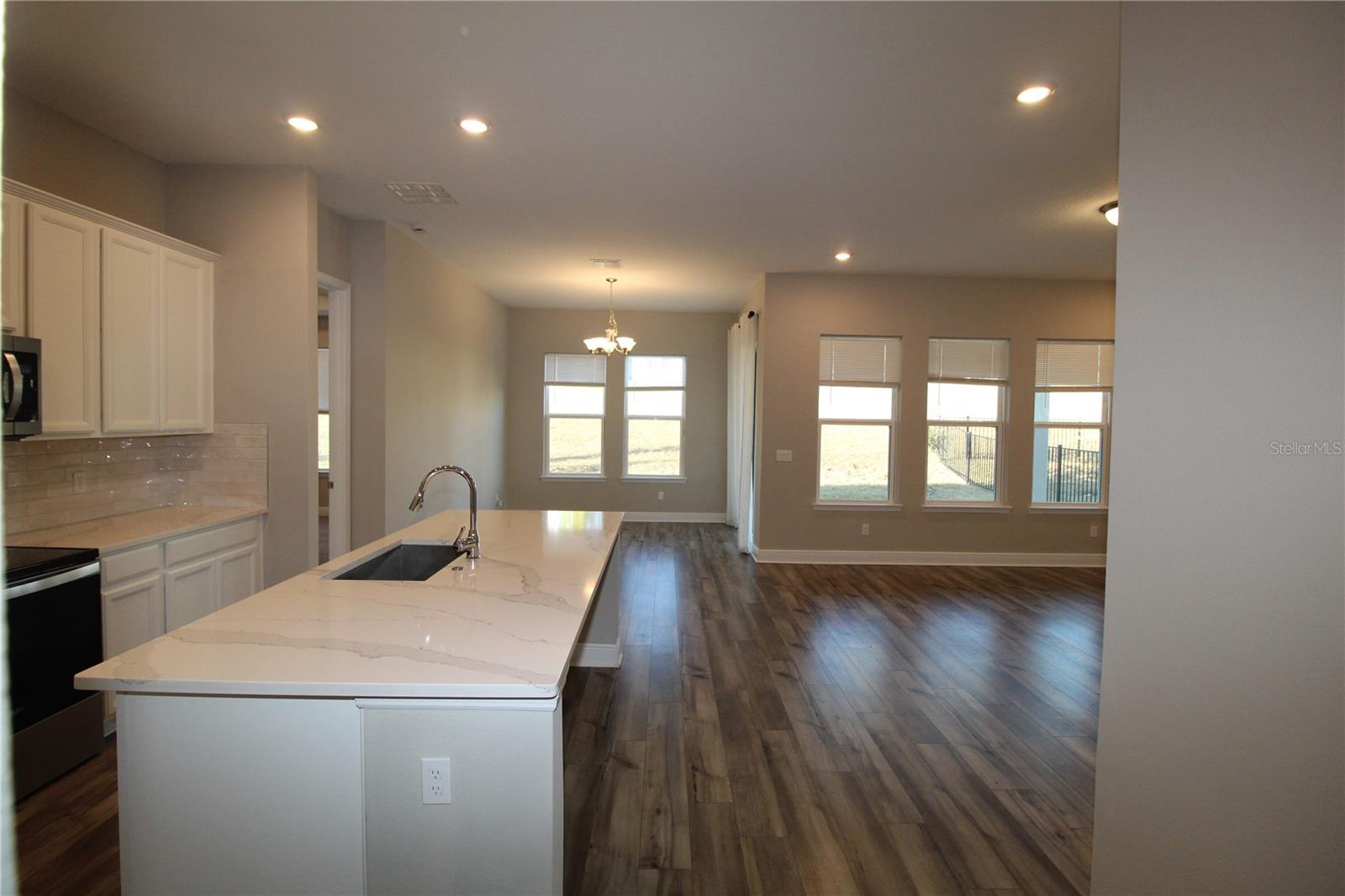 Image 2 of 21 For 5144 Citrus Leaf Boulevard