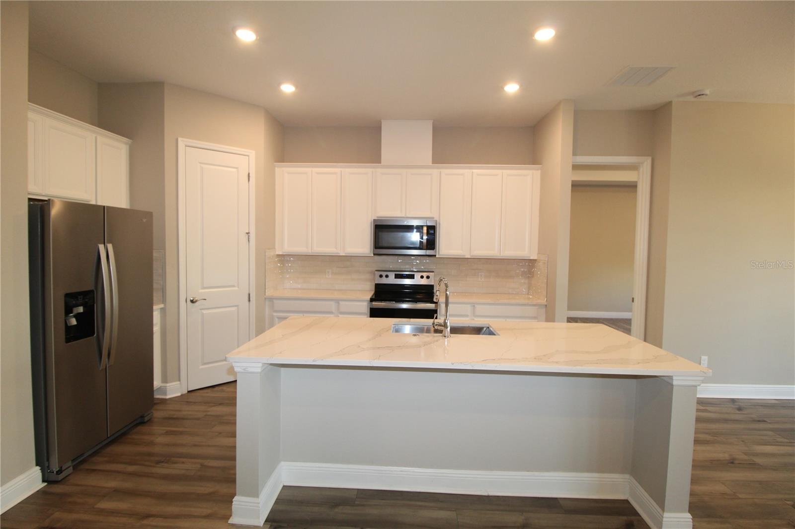 Image 3 of 21 For 5144 Citrus Leaf Boulevard