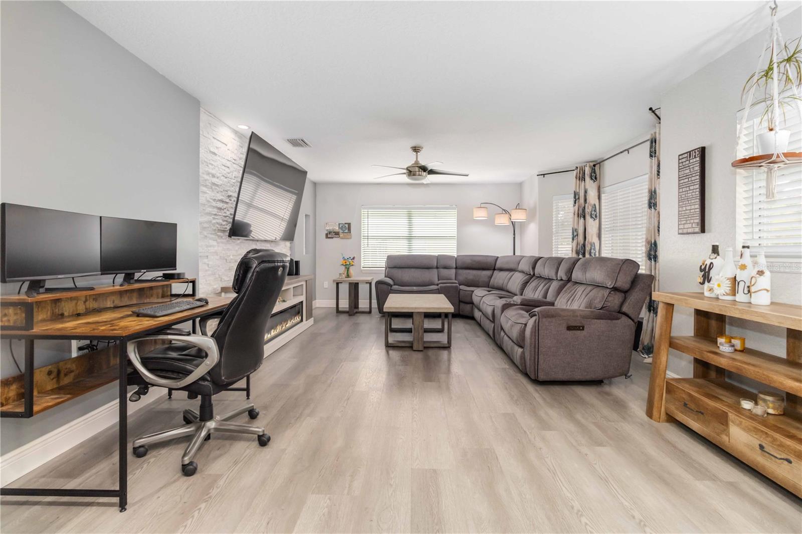 Image 6 of 42 For 1149 Scyphers Street Ne