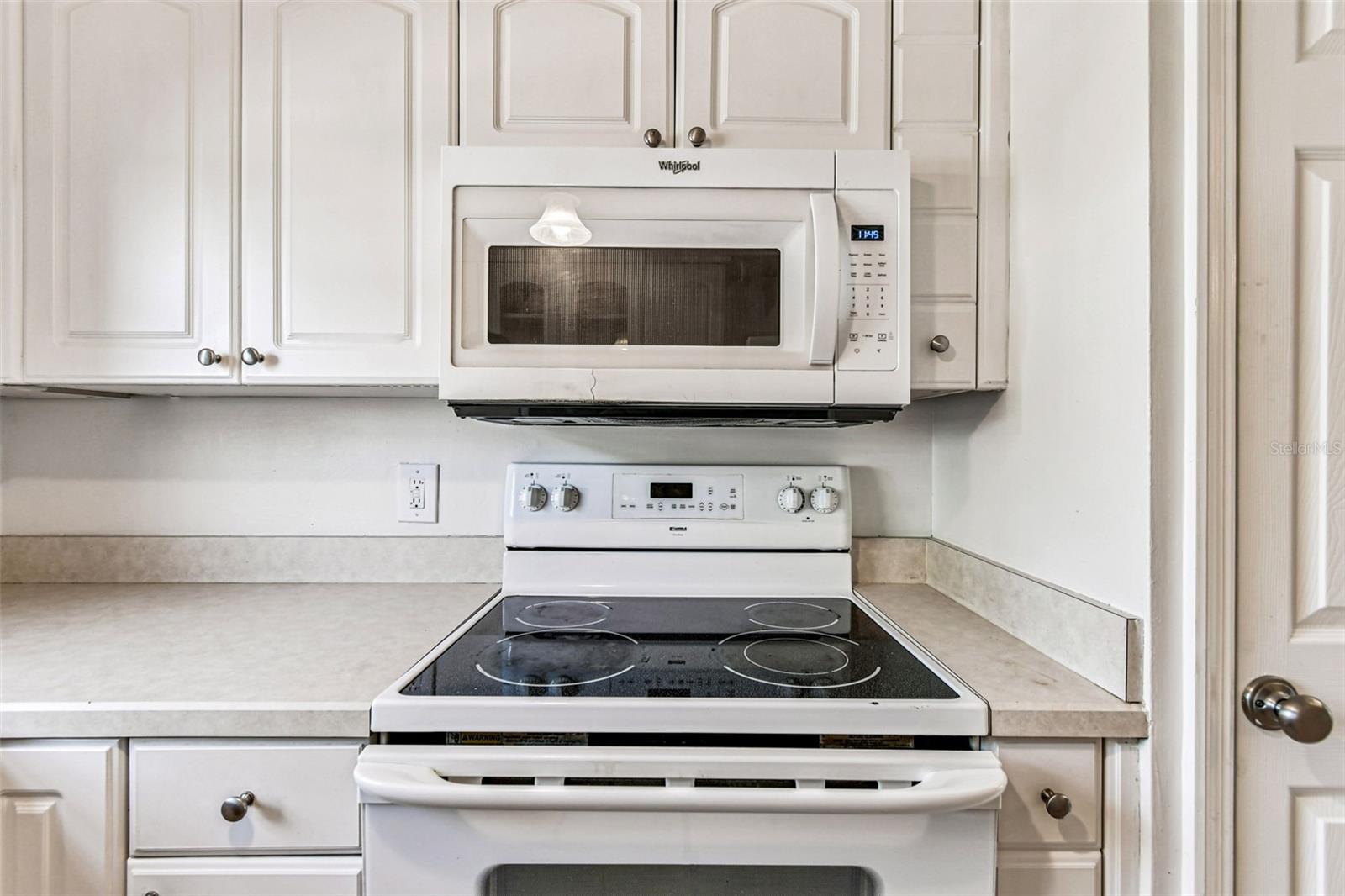 Image 19 of 43 For 306 Georgetown Dr 306