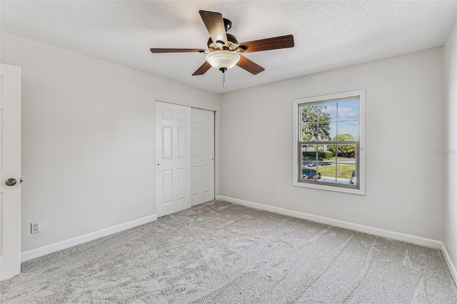 Image 35 of 43 For 306 Georgetown Dr 306