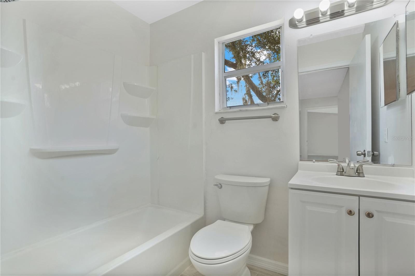 Image 13 of 22 For 617 4th Avenue