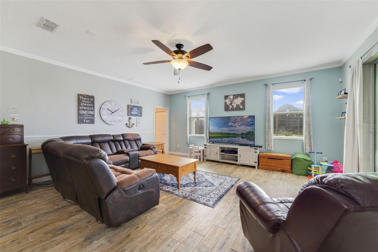 Image 9 of 25 For 37041 Thrill Hill Road