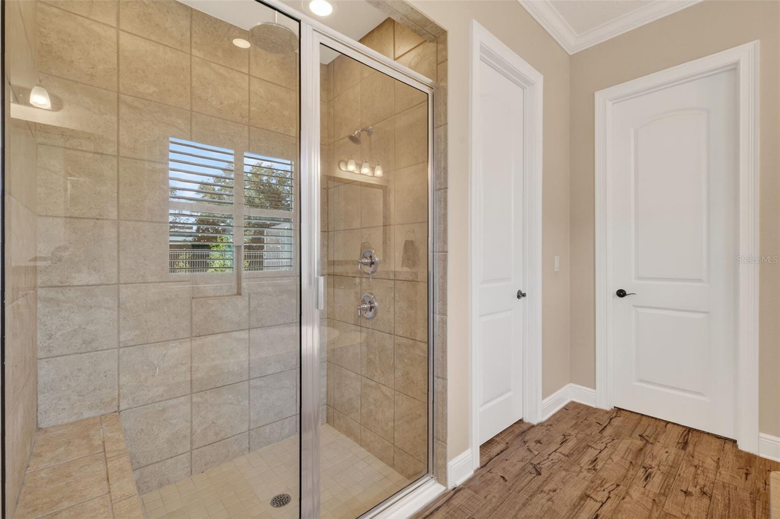 Image 14 of 45 For 14282 Creekbed Circle