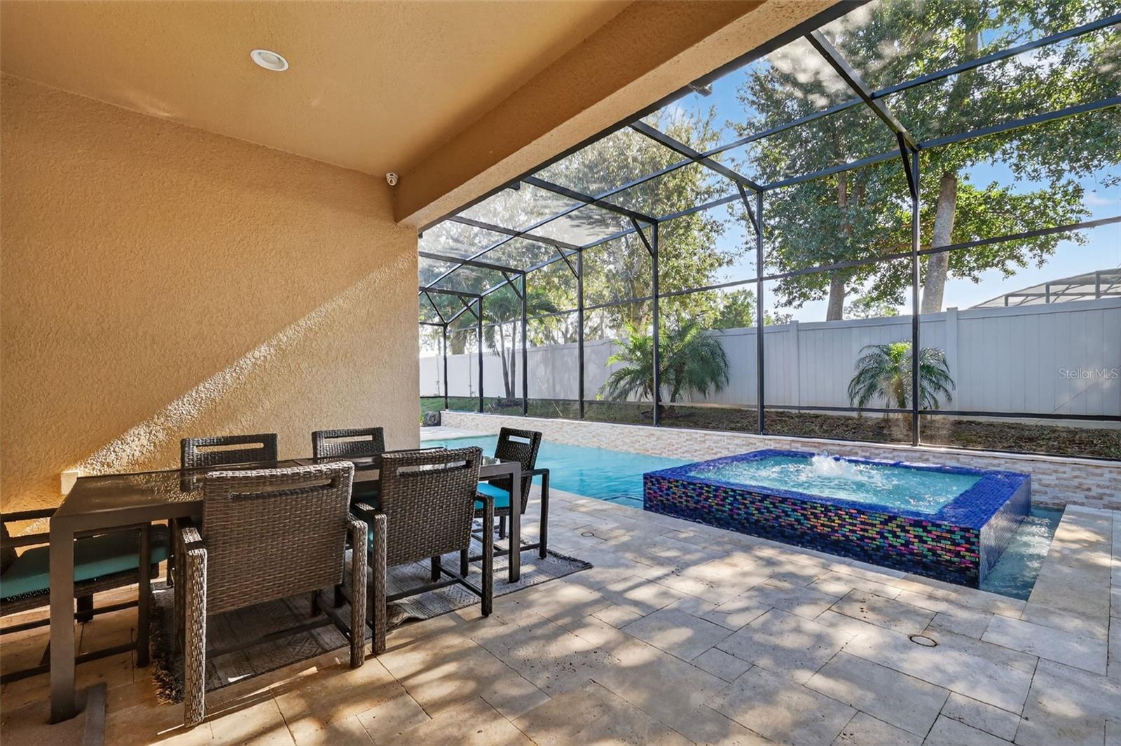 Image 17 of 45 For 14282 Creekbed Circle