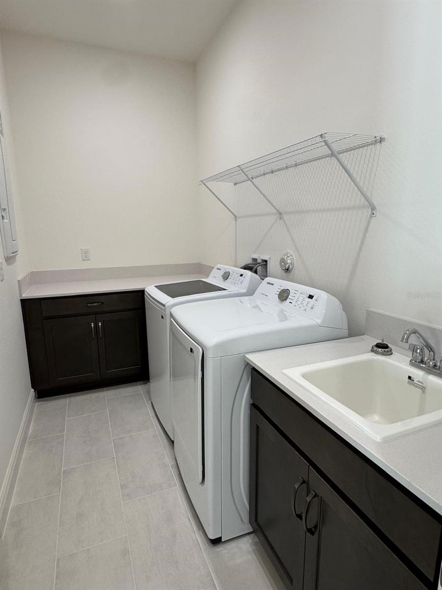 Image 7 of 16 For 1130 Cliffhaven Court