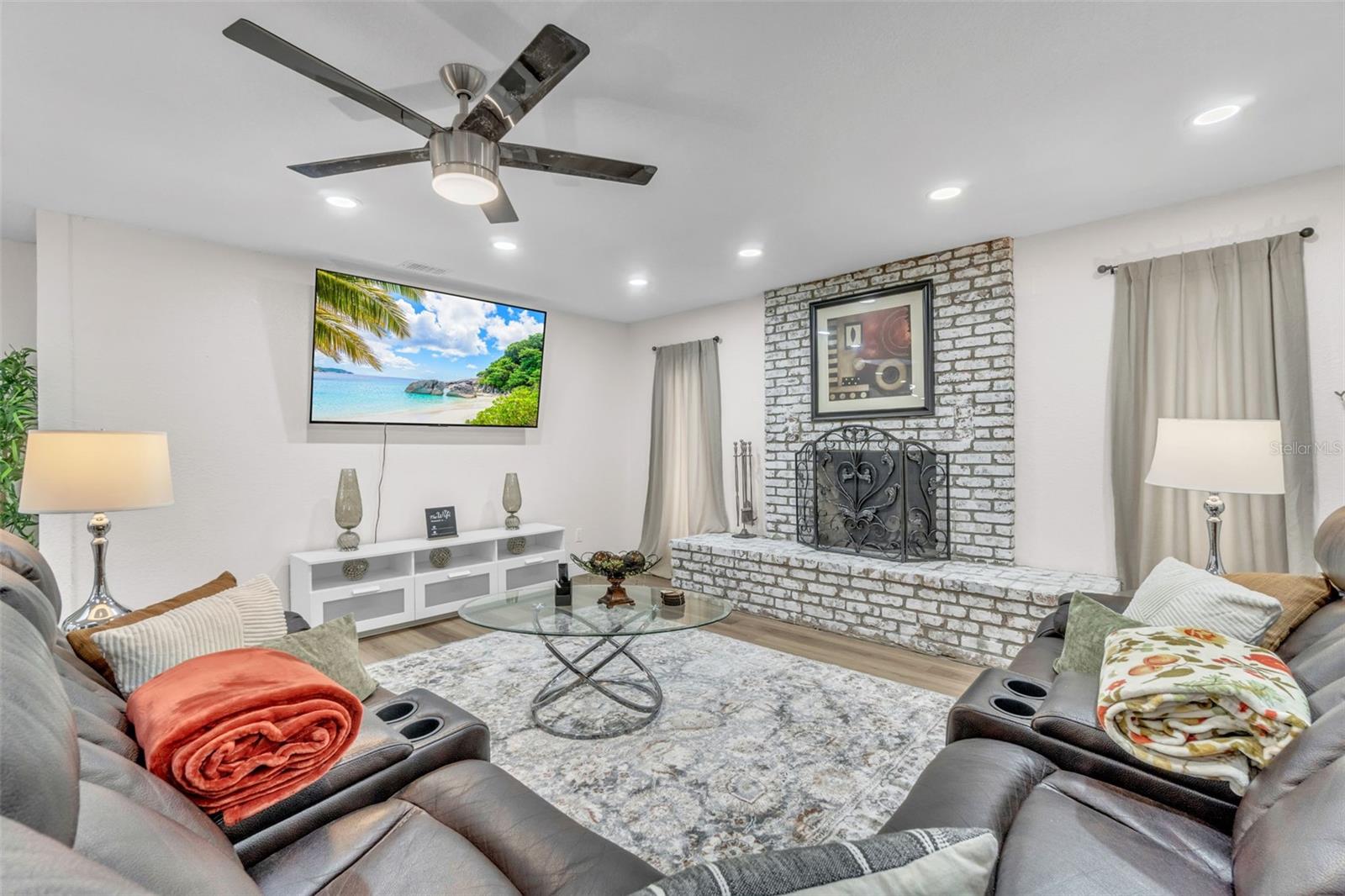 Image 11 of 45 For 102 Old Hickory Court