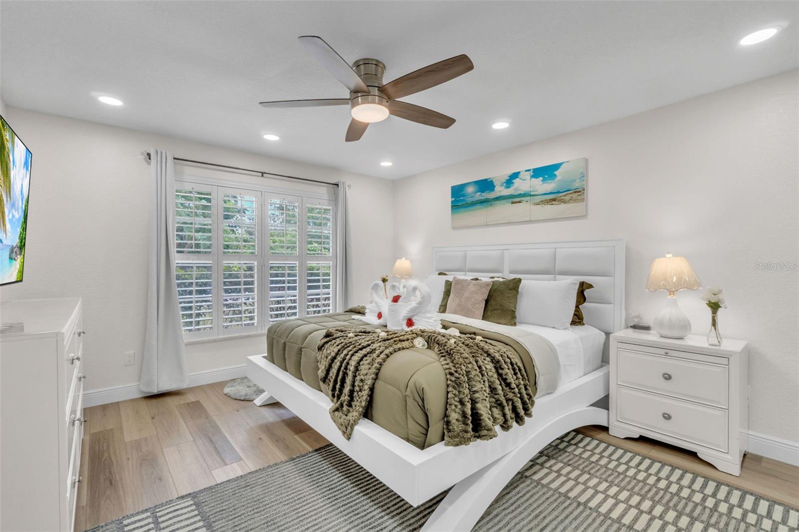 Image 23 of 45 For 102 Old Hickory Court