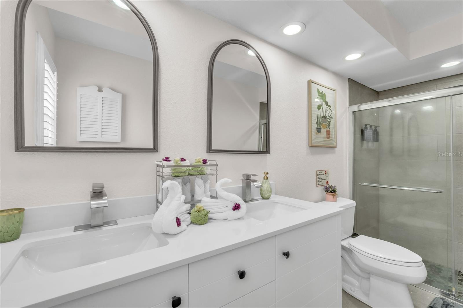 Image 28 of 45 For 102 Old Hickory Court