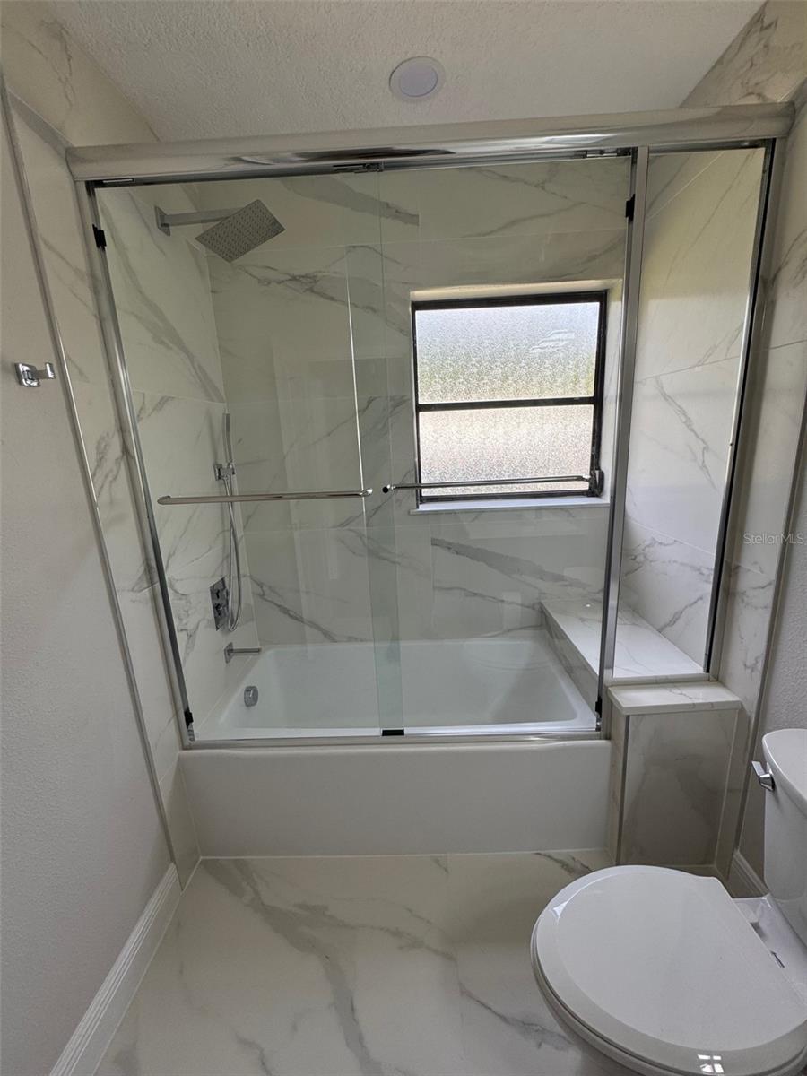 Image 18 of 30 For 306 Crevasse Street