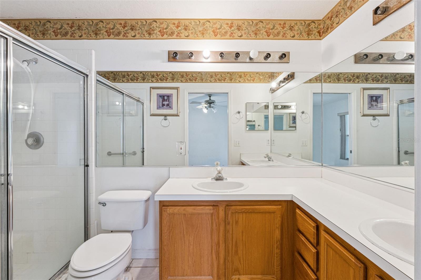 Image 14 of 38 For 2907 Oak Run Boulevard