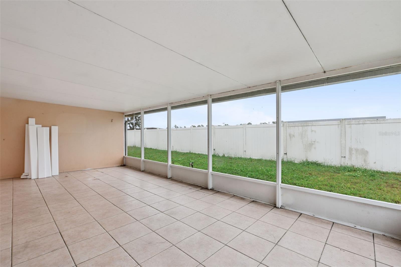 Image 22 of 38 For 2907 Oak Run Boulevard