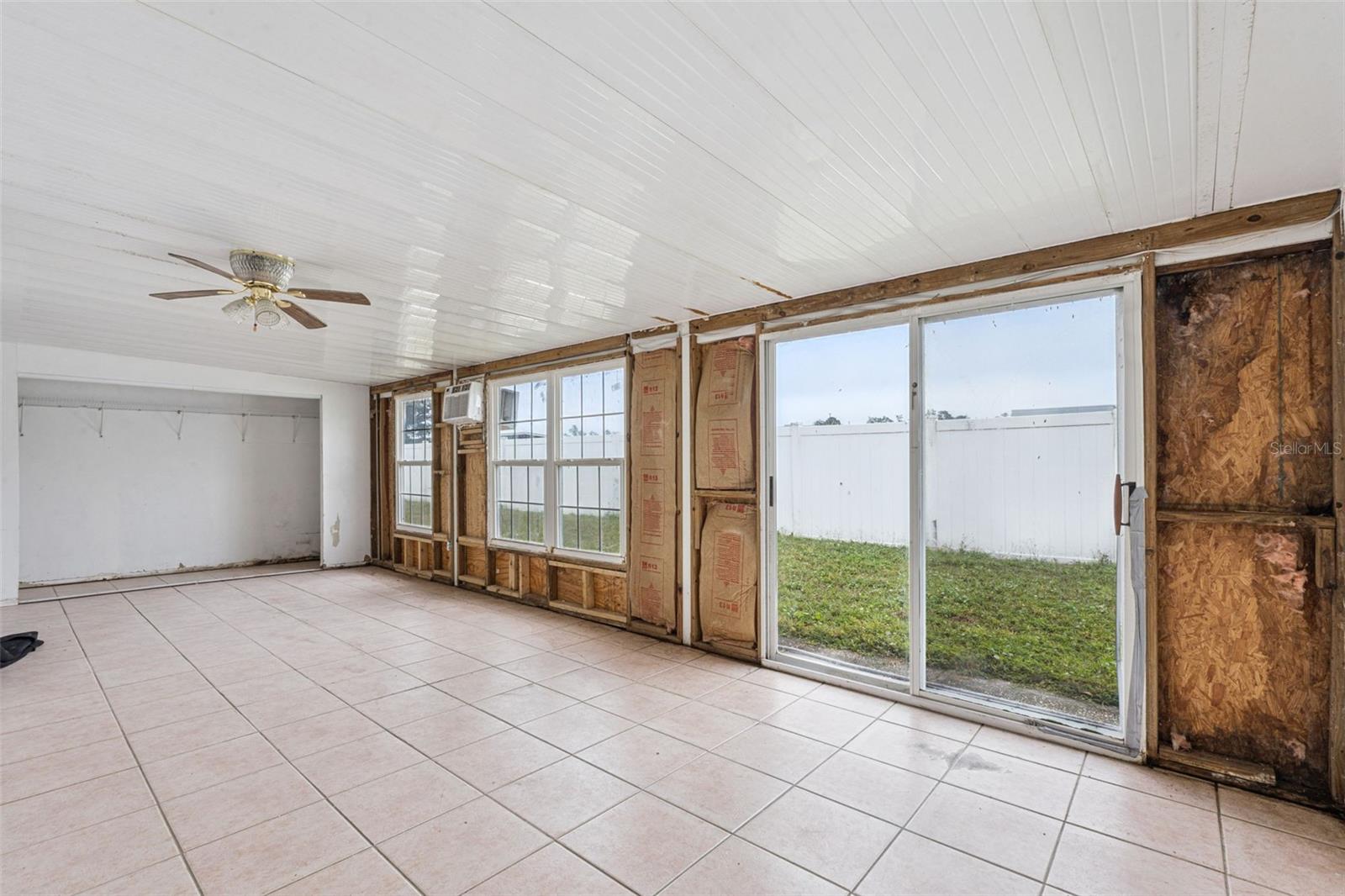 Image 26 of 38 For 2907 Oak Run Boulevard