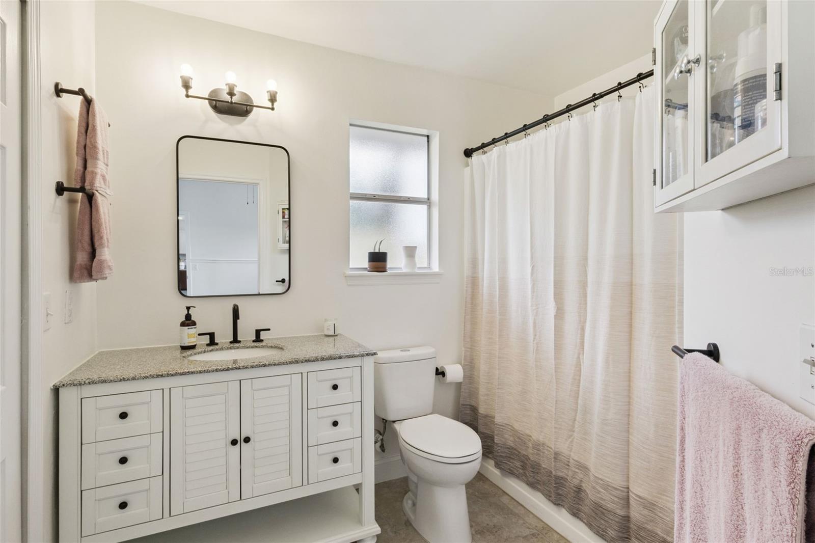 Image 13 of 22 For 1724 Dorset Drive